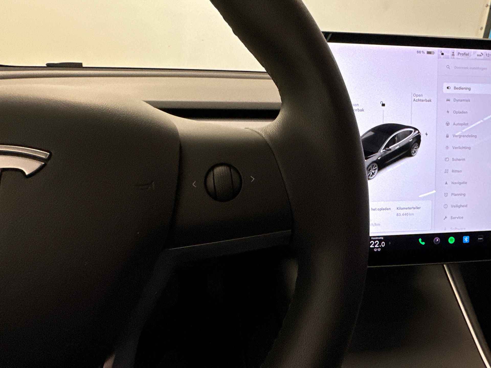 TESLA Model 3 LONG-RANGE AWD - 18/26