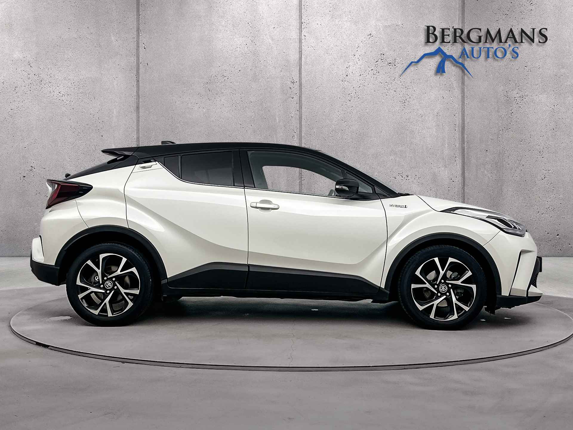 Toyota C-HR 1.8 Hybrid Dynamic // 1e EIGENAAR // STOELVERWARMING // KEYLESS - 8/27