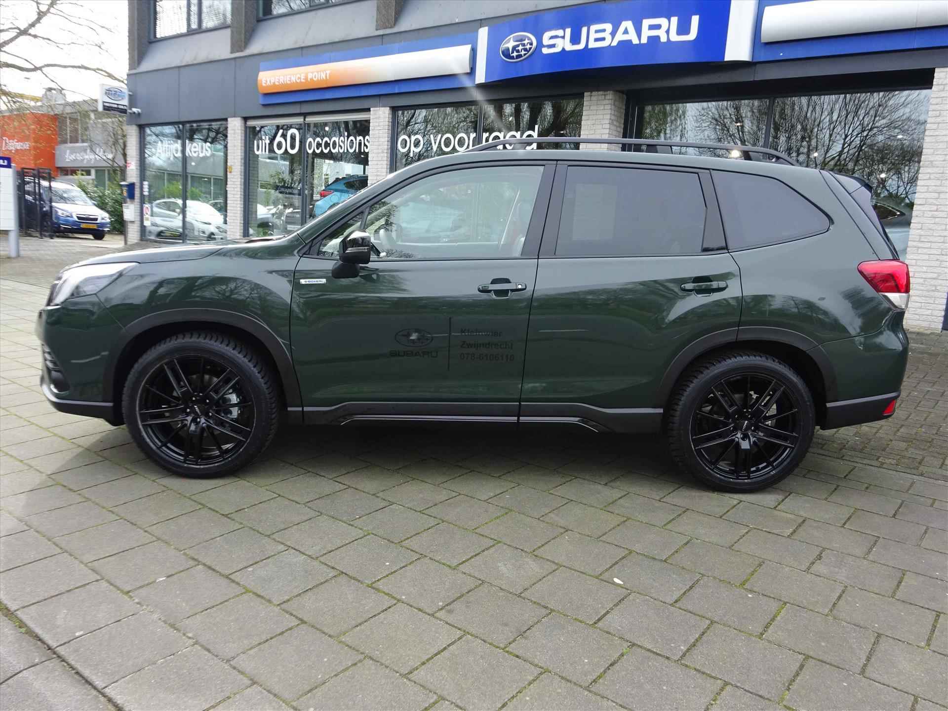 Subaru Forester 2.0i e-BOXER 150pk CVT Premium Black Edition | 20 inch | Rode gordels | Trekhaak | Leder | Pano | 8 jaar garantie - 55/58