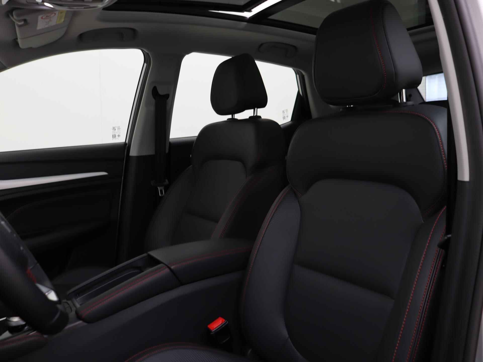 MG ZS EV Standard Range Luxury 50 kWh 320 KM WLTP | Panoramisch schuifkanteldak | 360 graden camera - 6/31