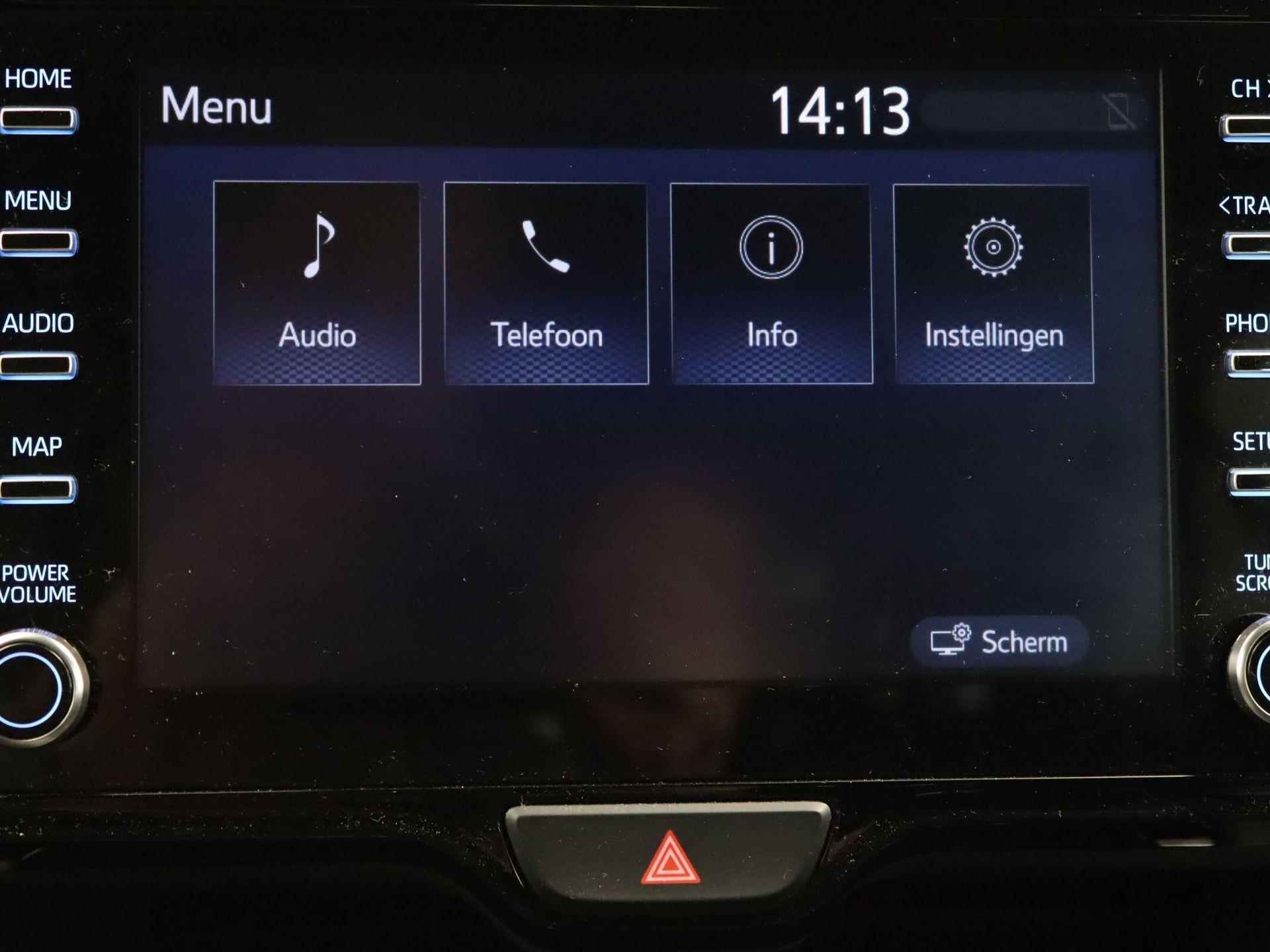 Toyota Yaris Cross 1.5 Hybrid Business Plus - APPLE CARPLAY/ANDROID AUTO - STUURVERWARMING - VOORSTOELEN VERWARMD - KEYLESS ENTRY/START - ADAPTIEVE CRUISE CONTROL - 17" INCH LICHTMETALEN VELGEN - TREKHAAK (750KG GEREMD TREKGEWICHT) - PARKEERSENSOREN VOOR EN ACHTER - 28/35