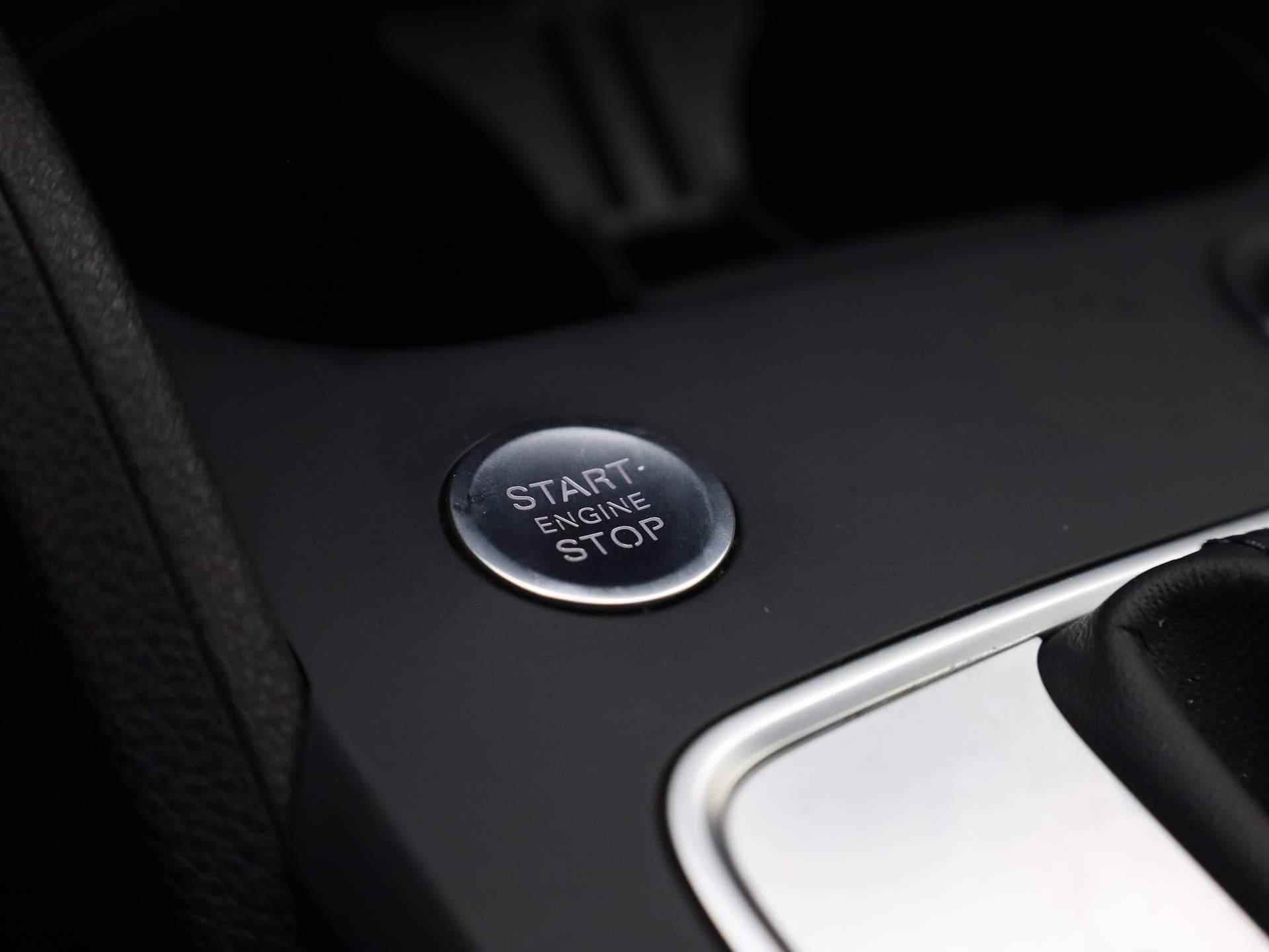 Audi Q2 35 TFSI/150PK Advanced · Parkeersensoren + camera · Navigatie · Stoelverwarming - 20/40