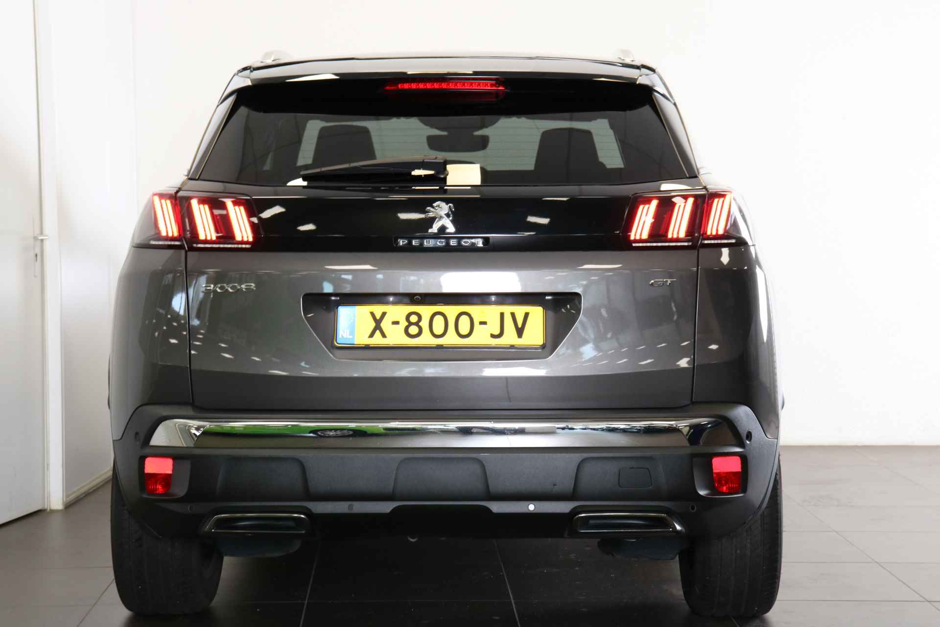 Peugeot 3008 1.2 PureTech GT 130pk Automaat | Navi | Leder /alcantara | El. bed. achterklep | Adaptieve Cruise control | Camera | Keyless Entry | - 6/55