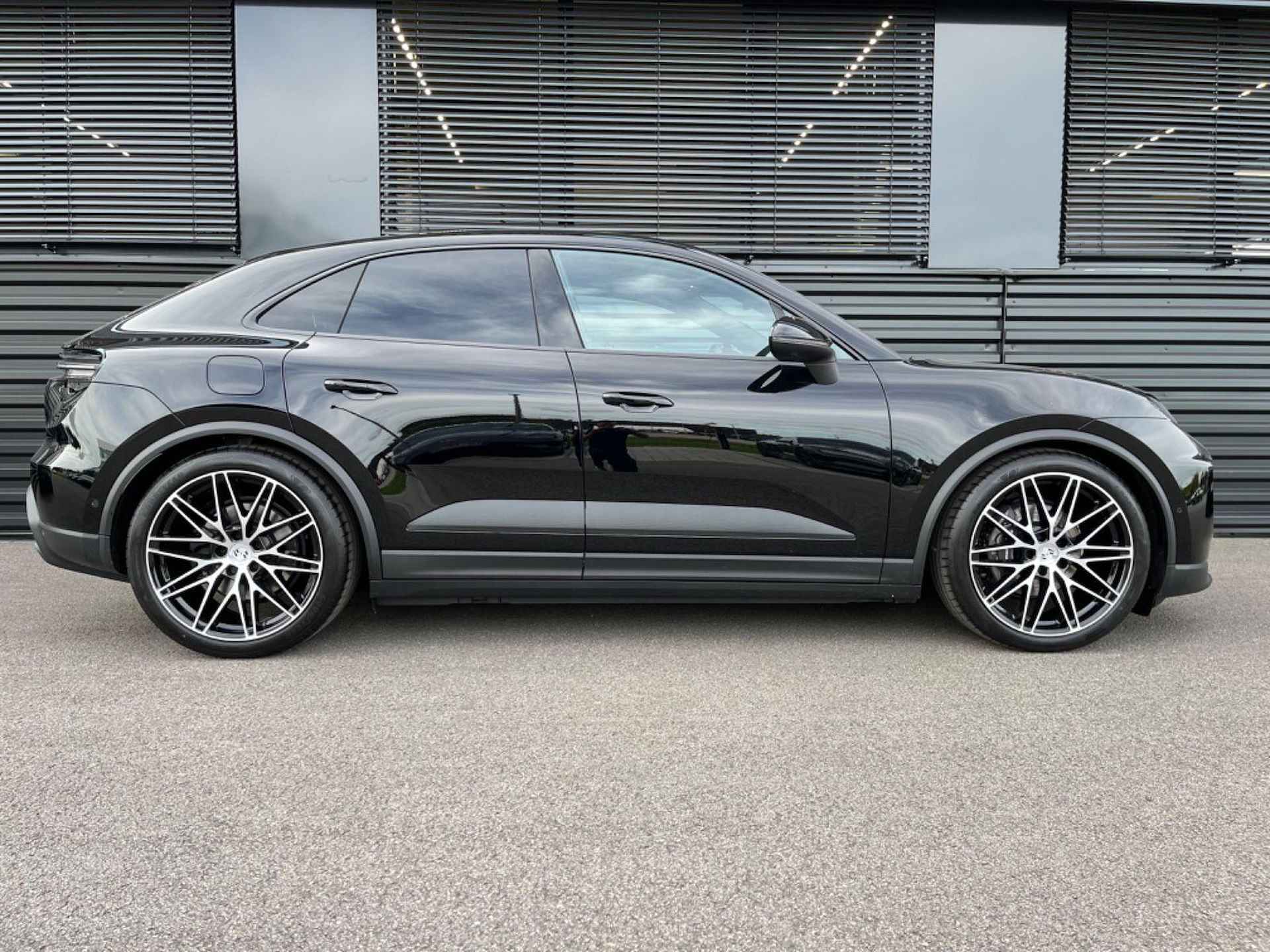 Porsche Macan 4 | Pano | - 4/13