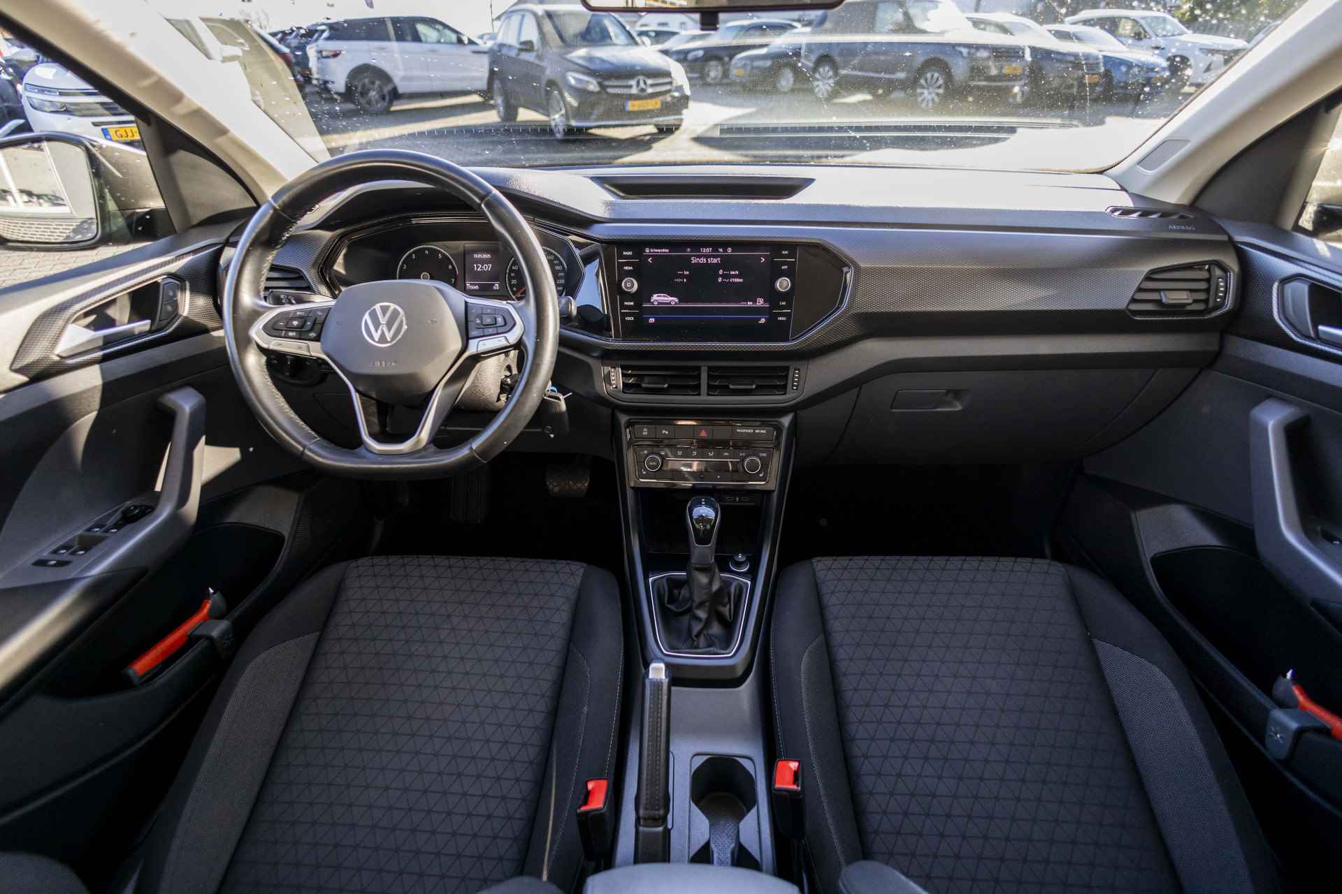 Volkswagen T-Cross 1.0 TSI Life | Camera | NL Auto | Carplay - 7/38