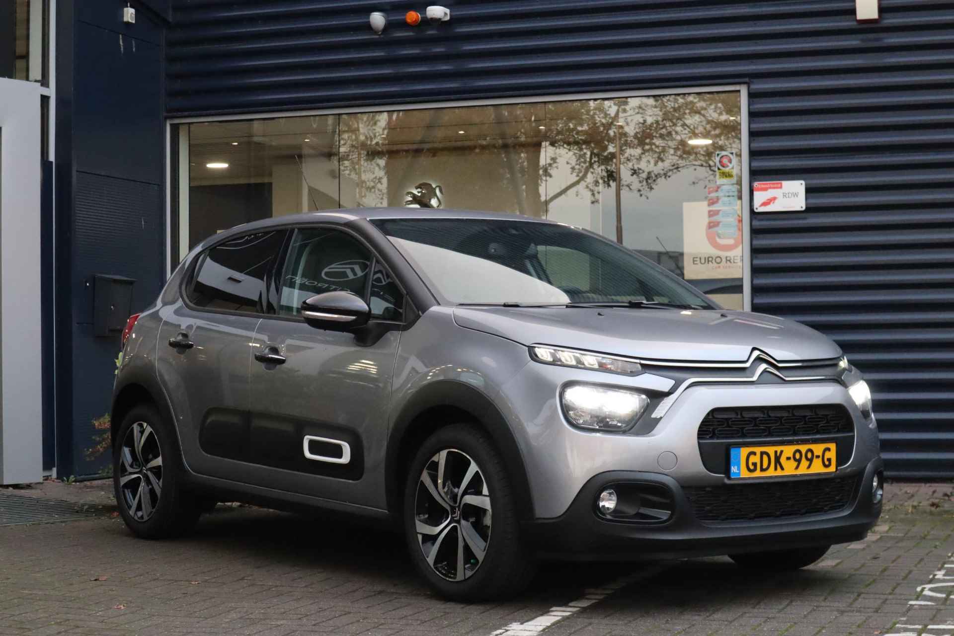 Citroen C3 1.2 PureTech Max | Stoelverwarming | Navigatie | Climate Control | Parkeercamera/-sensoren (achter) | Apple Carplay/Android Auto | - 4/38