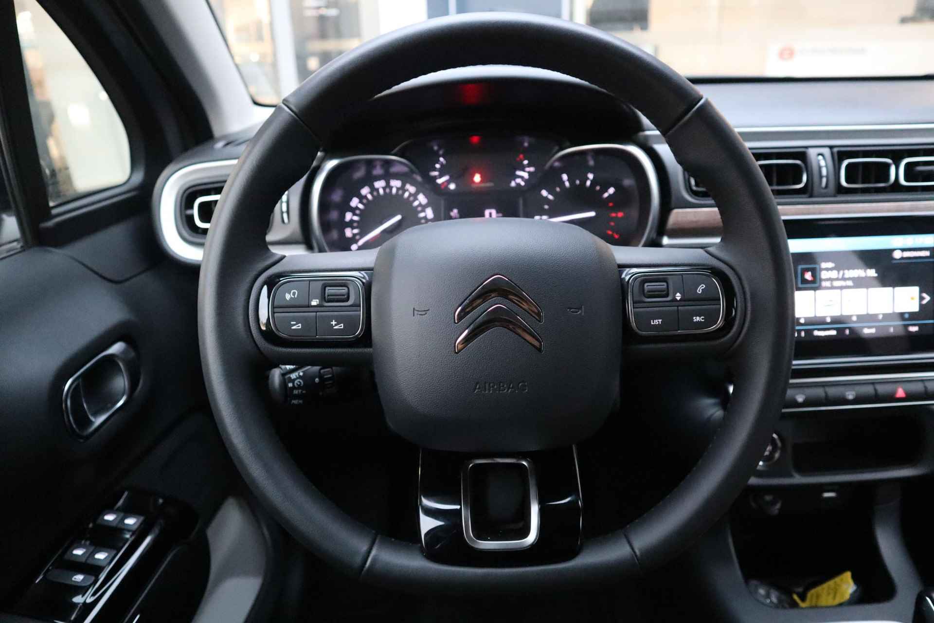 Citroen C3 1.2 PureTech Max | Stoelverwarming | Navigatie | Climate Control | Parkeercamera/-sensoren (achter) | Apple Carplay/Android Auto | - 26/38