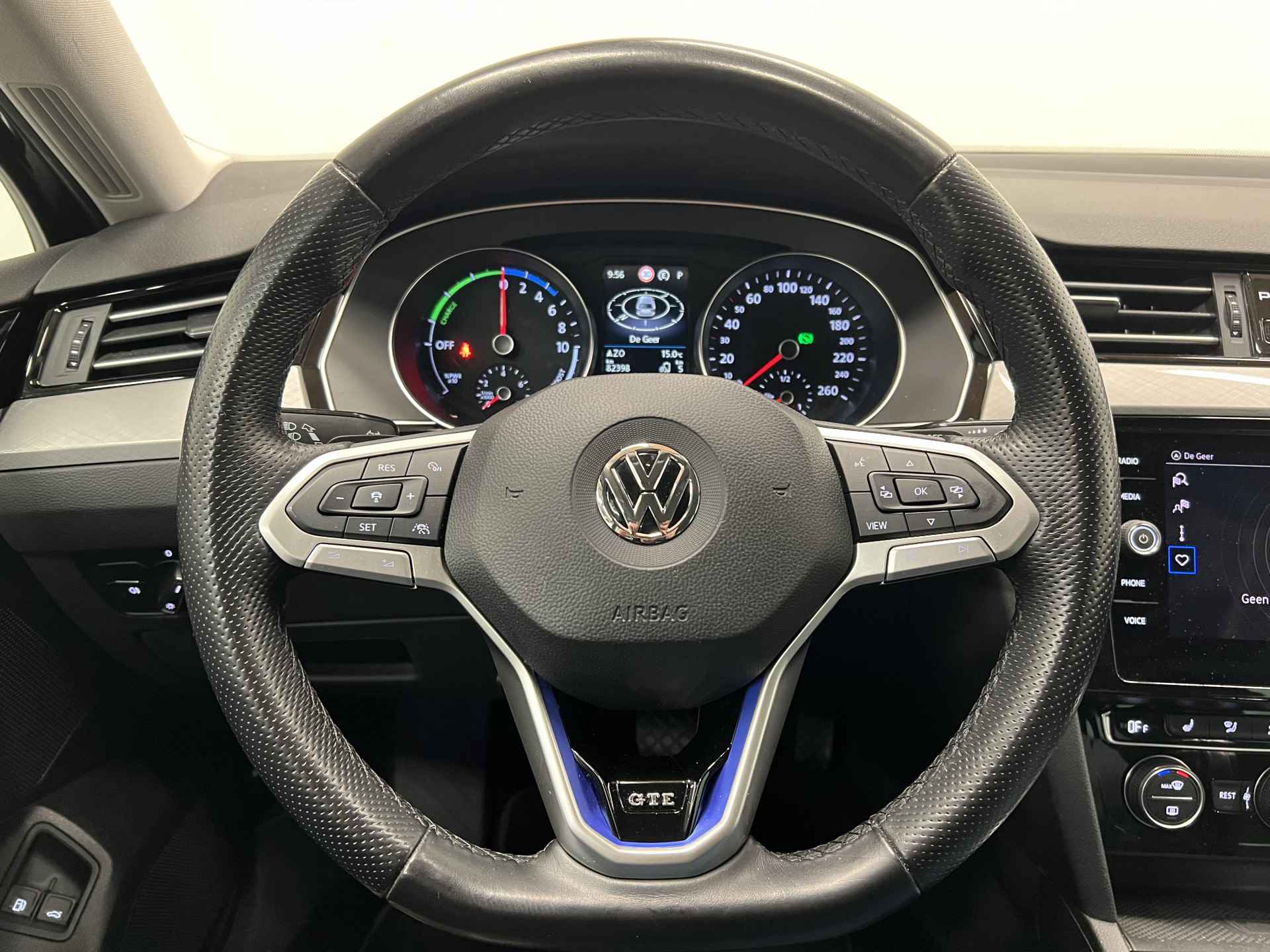 Volkswagen Passat 1.4 TSI PHEV GTE Business | NAVIGATIE | TREKHAAK | CRUISE CONTROL | PARKEERSENSOREN | - 6/44