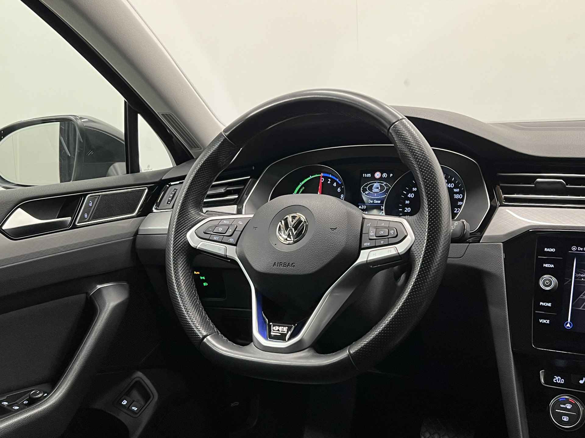 Volkswagen Passat 1.4 TSI PHEV GTE Business | NAVIGATIE | TREKHAAK | CRUISE CONTROL | PARKEERSENSOREN | - 33/44