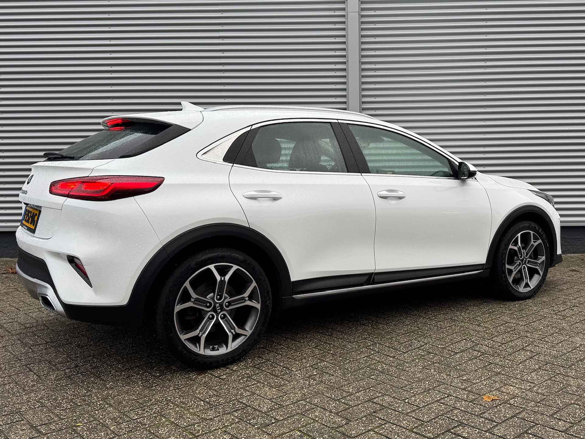 KIA Xceed 1.0 T-GDi 120pk DynamicLine | Navigatie | Camera | Lichtmetalen Velgen | Climate Control | - 5/41