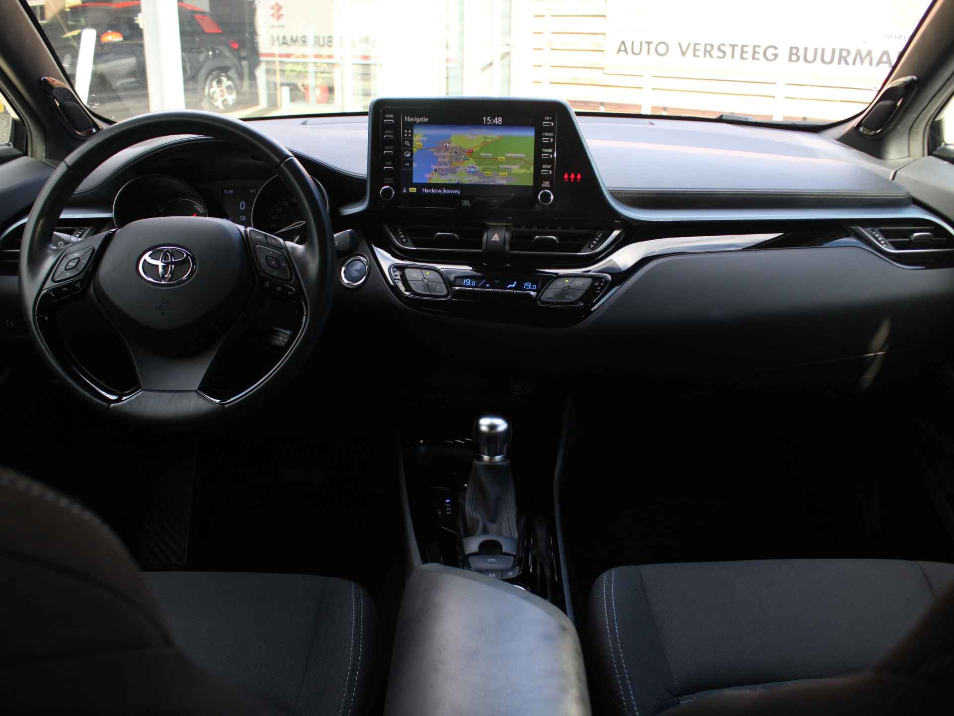 Toyota C-HR 2.0 Hybrid First Edition JBL Audio, Adaptieve Cruise en Climate Control, Carplay/Android Auto - 19/43