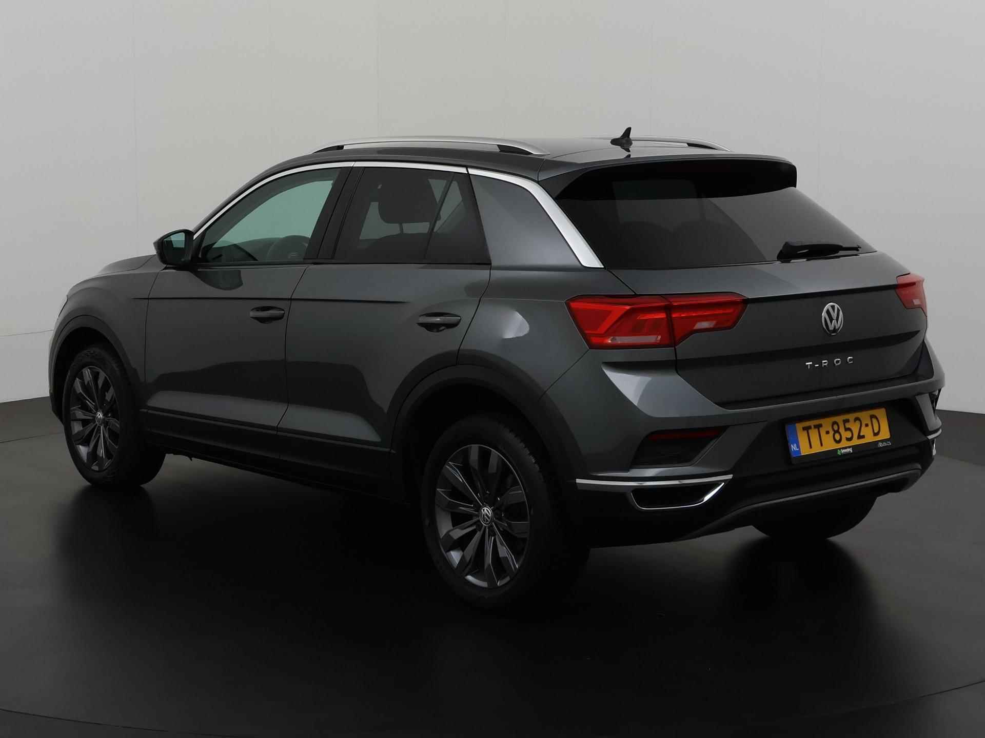 Volkswagen T-Roc 1.5 TSI Style | Navigatie | Adapt Cruise | Privacy glass | Zondag Open! - 6/34