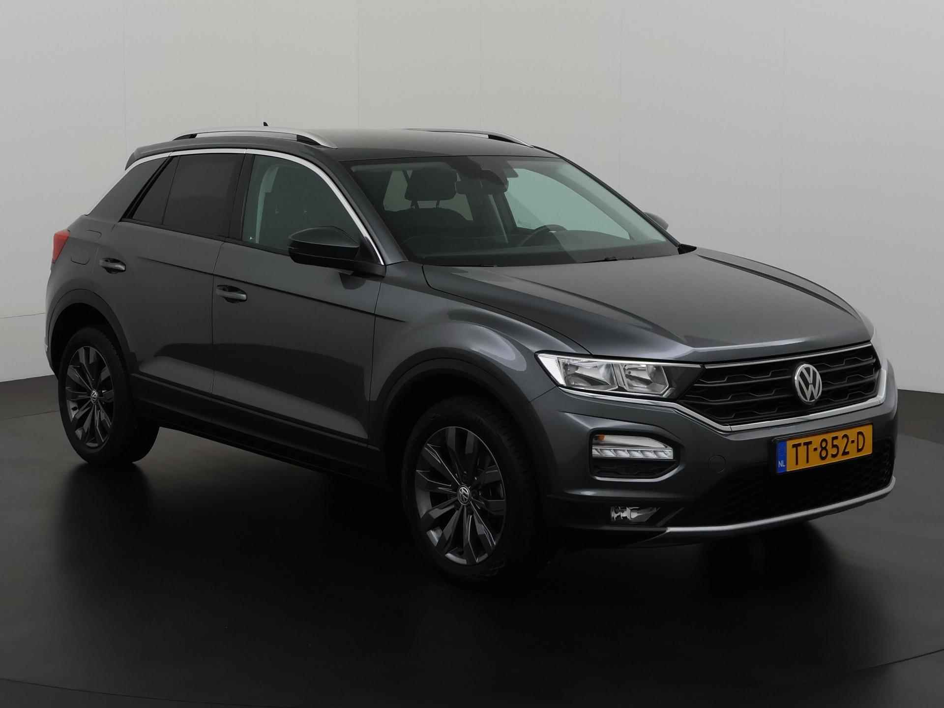 Volkswagen T-Roc 1.5 TSI Style | Navigatie | Adapt Cruise | Privacy glass | Zondag Open! - 28/34