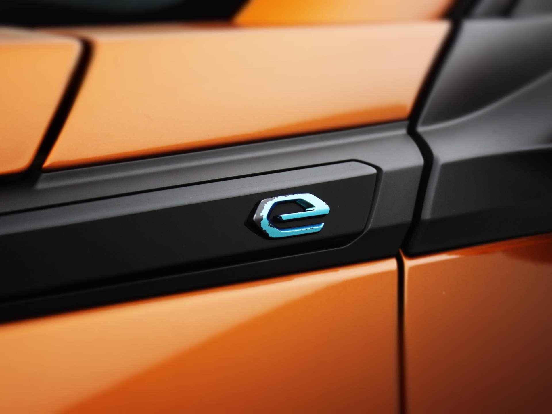 Peugeot 2008 EV Active Pack 50 kWh 136PK | Camera | Navigatie | 16" Lichtmetaal | Apple/Andorid Carplay | Clima | LED | Bluetooth - 35/36