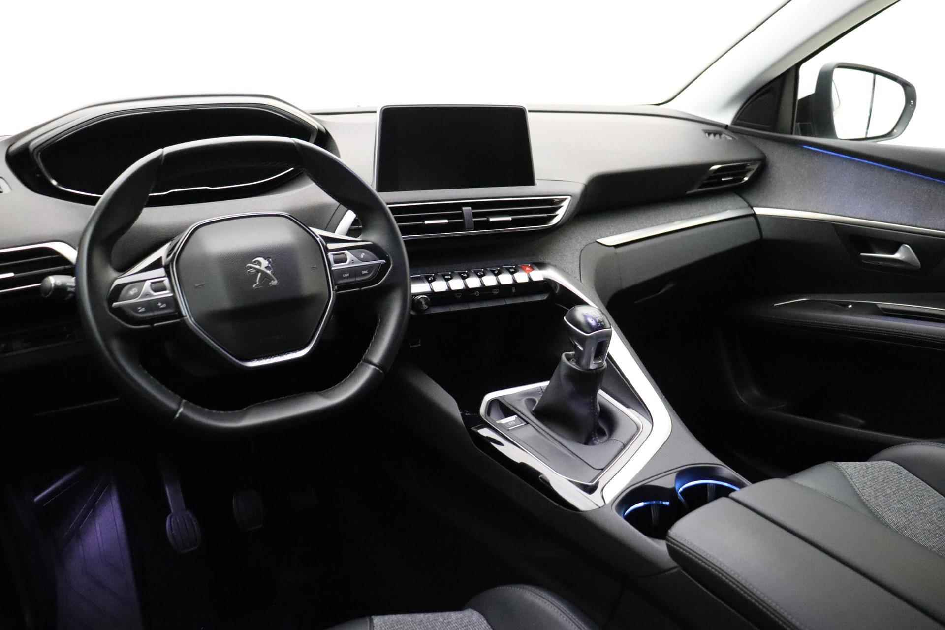 Peugeot 3008 1.2 PureTech Allure | 130 PK | Parkeersensor voor/achter | Trekhaak | Apple Carplay/Android Auto | Lichtmetalen velgen 19" | 1e eigenaar en dealer onderhouden !! - 8/32