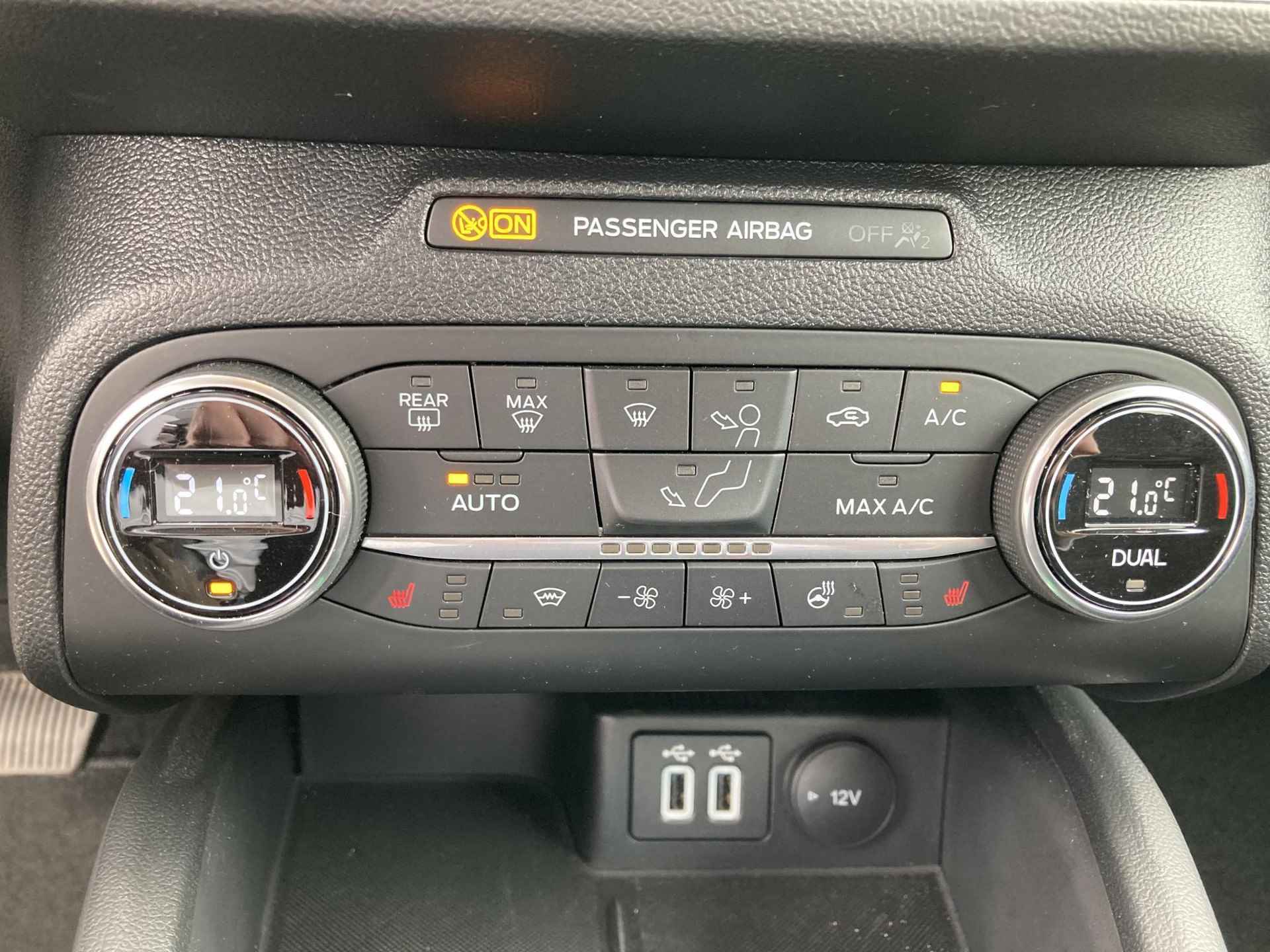 Ford Focus Wagon Active 1.0 125PK Automaat | Winter pack | Navigatie | Cruise Controle | Parkeersensoren - 21/29