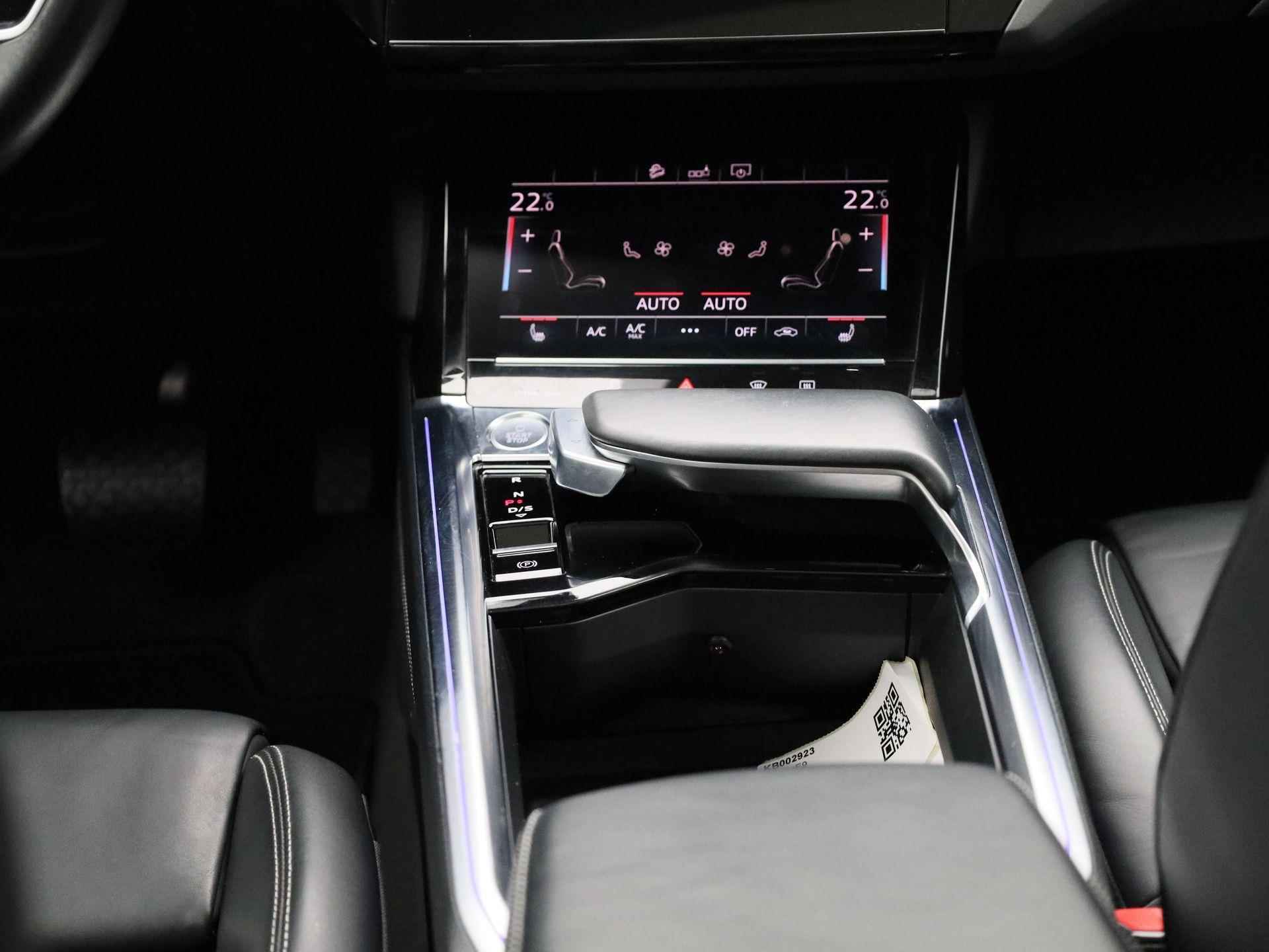 Audi e-tron e-tron 55 quattro advanced 95 kWh | Automaat | Leder | Navigatie | Camera spiegels | | Bang & Olufsen | Virtual cockpit | DAB | Stoel verwarming | Camera | Climate control | LMV | DAB - 10/51