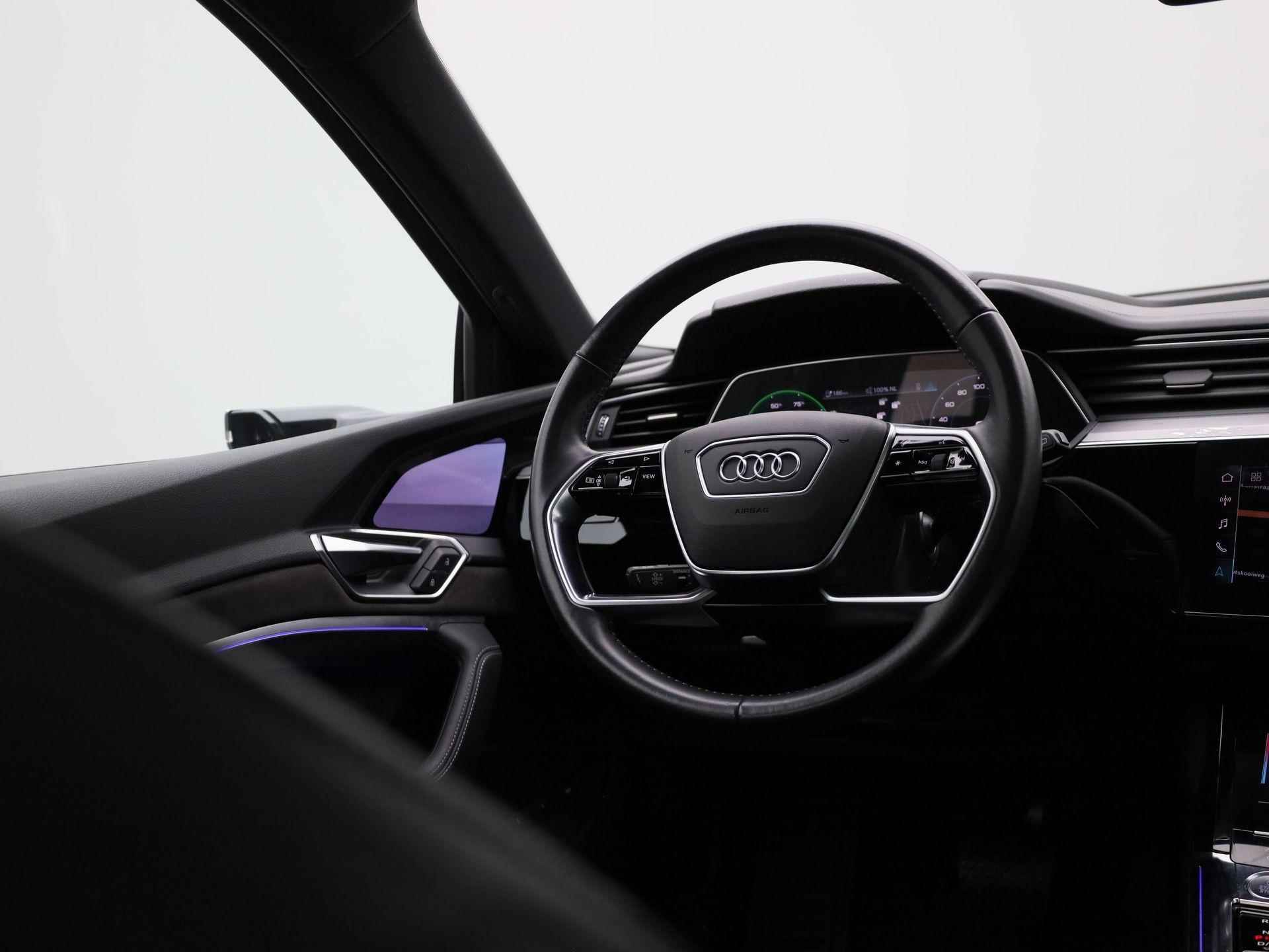 Audi e-tron e-tron 55 quattro advanced 95 kWh | Automaat | Leder | Navigatie | Camera spiegels | | Bang & Olufsen | Virtual cockpit | DAB | Stoel verwarming | Camera | Climate control | LMV | DAB - 11/51