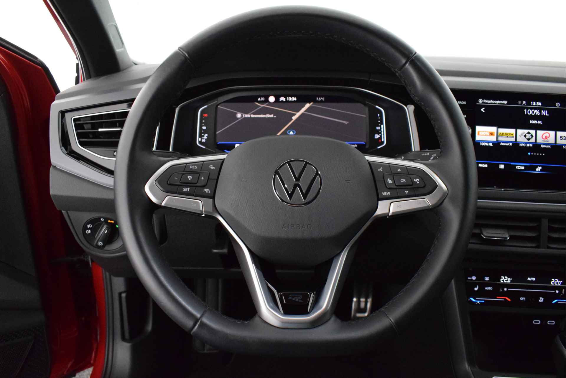 Volkswagen Taigo 1.0 TSI 110pk DSG 2x R-Line Keyless Camera Virtual Cockpit IQ.Light Navigatie - 15/51