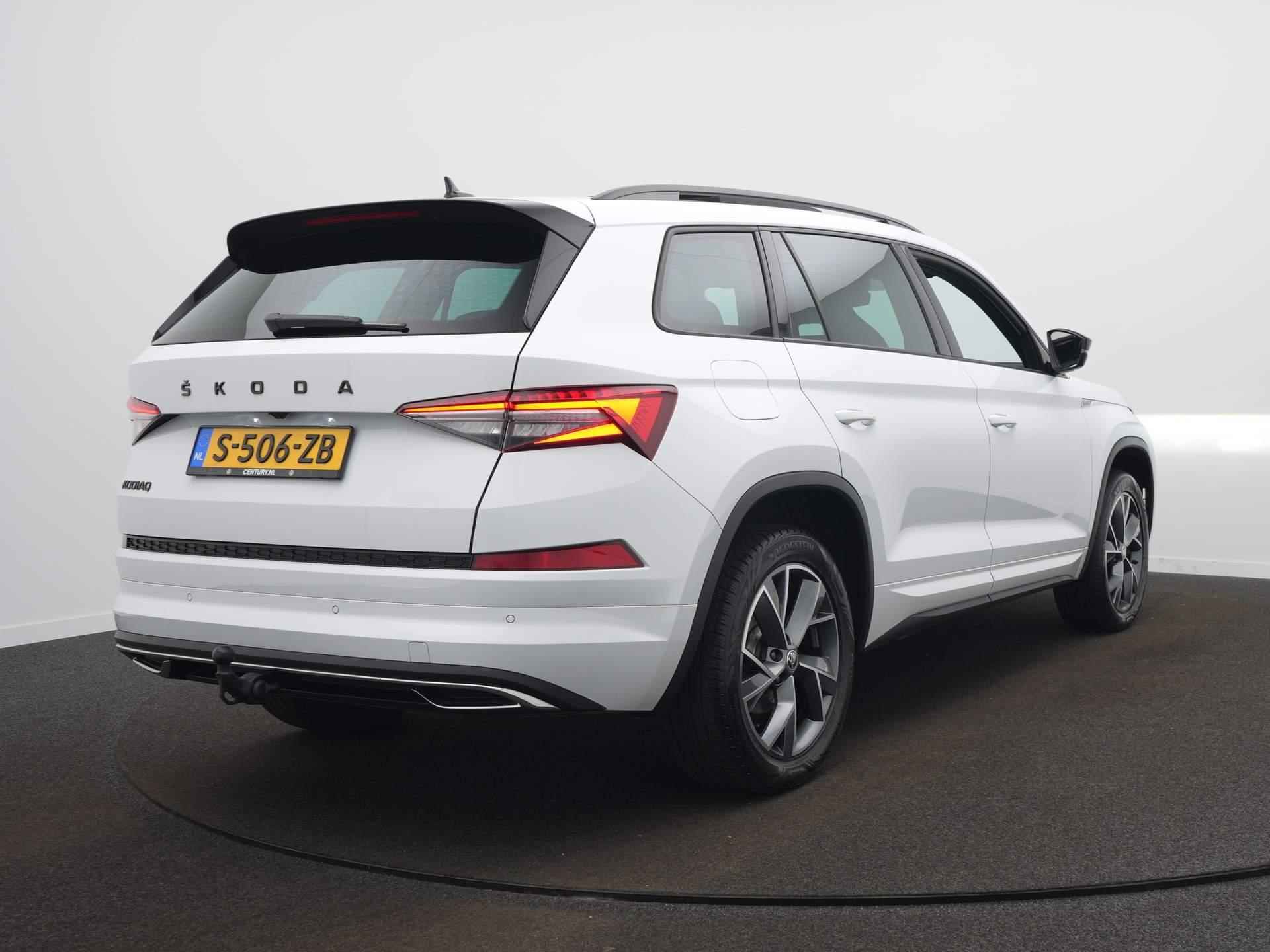 Skoda Kodiaq 1.5 TSI Sportline Business 7p. DSG / Panodak / Elek. Trekhaak / Camera / Elek. Stoel - 5/72