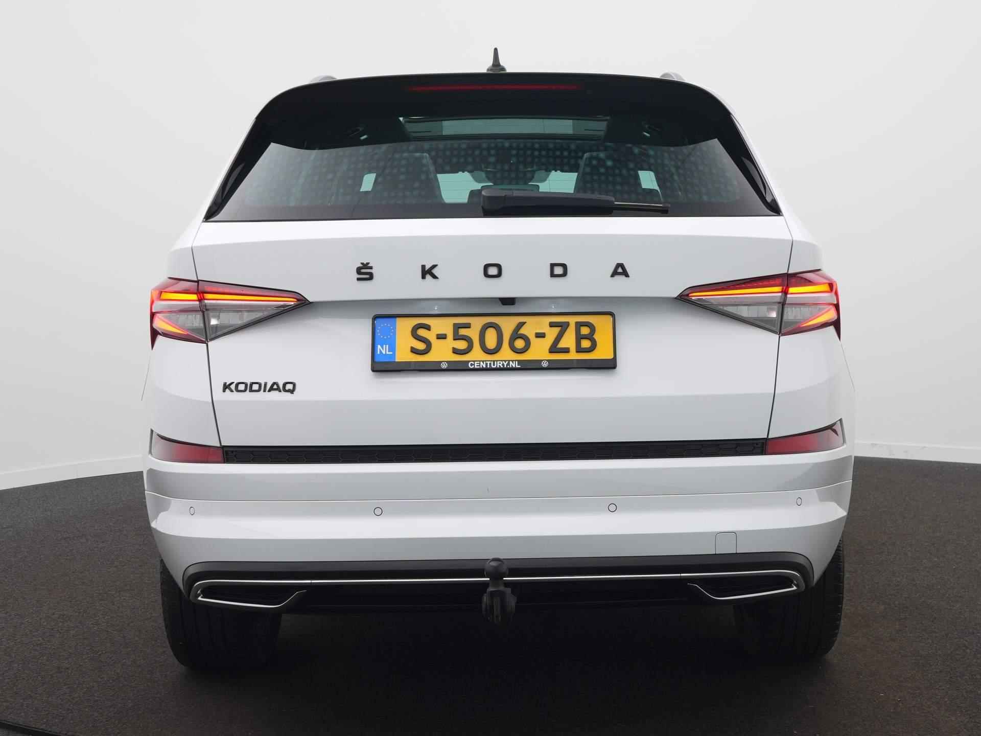 Skoda Kodiaq 1.5 TSI Sportline Business 7p. DSG / Panodak / Elek. Trekhaak / Camera / Elek. Stoel - 6/72