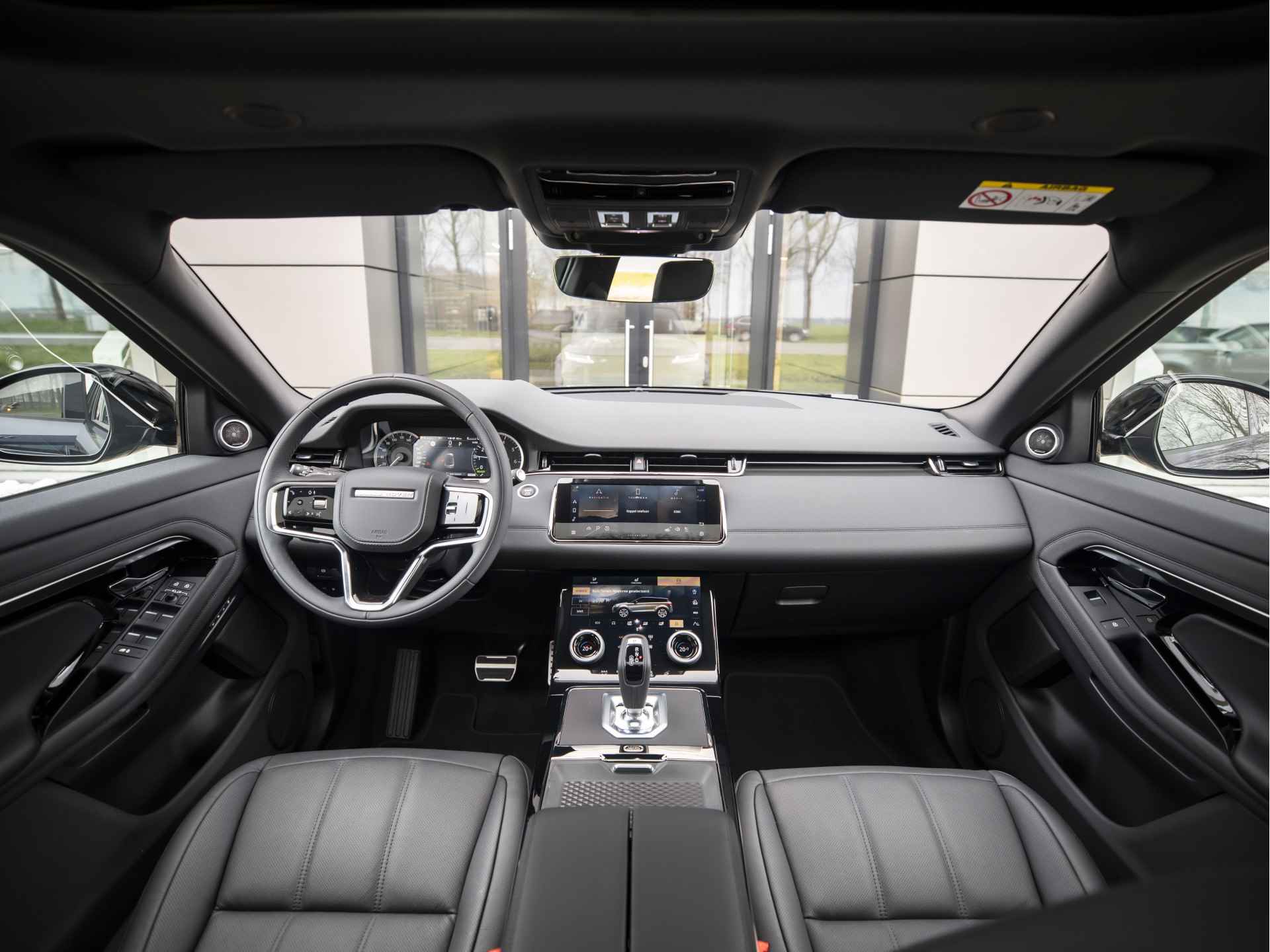 Land Rover Range Rover Evoque P300e AWD R-Dynamic SE | Black Pack | Cold Climate Pack | - 11/60