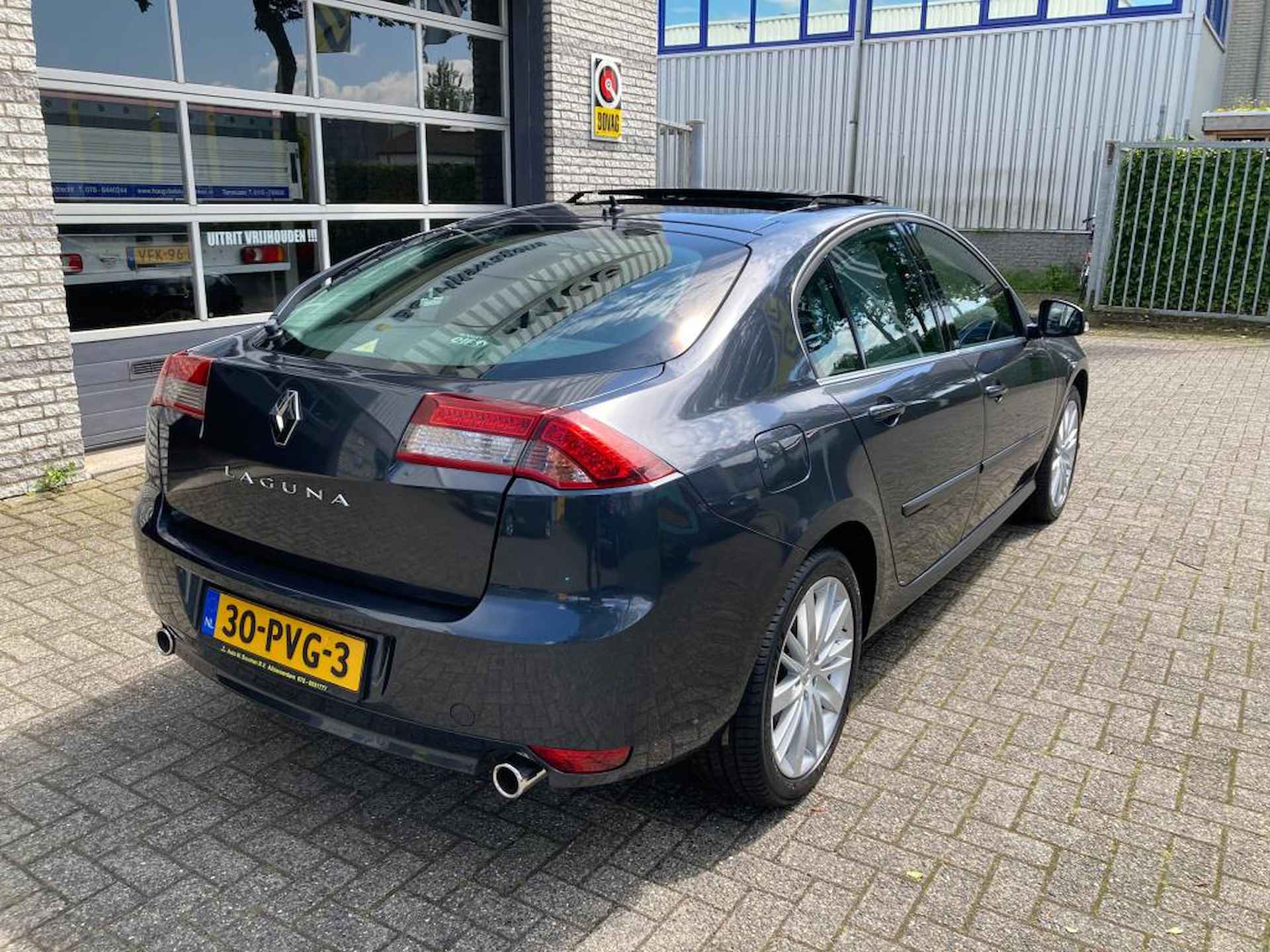 Renault Laguna 2.0 T Initiale - 3/15