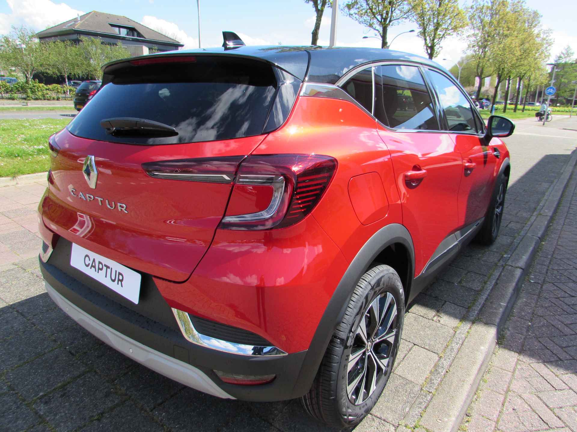 Renault Captur 1.0 TCe 90 Techno - Pack Solid - 9/29