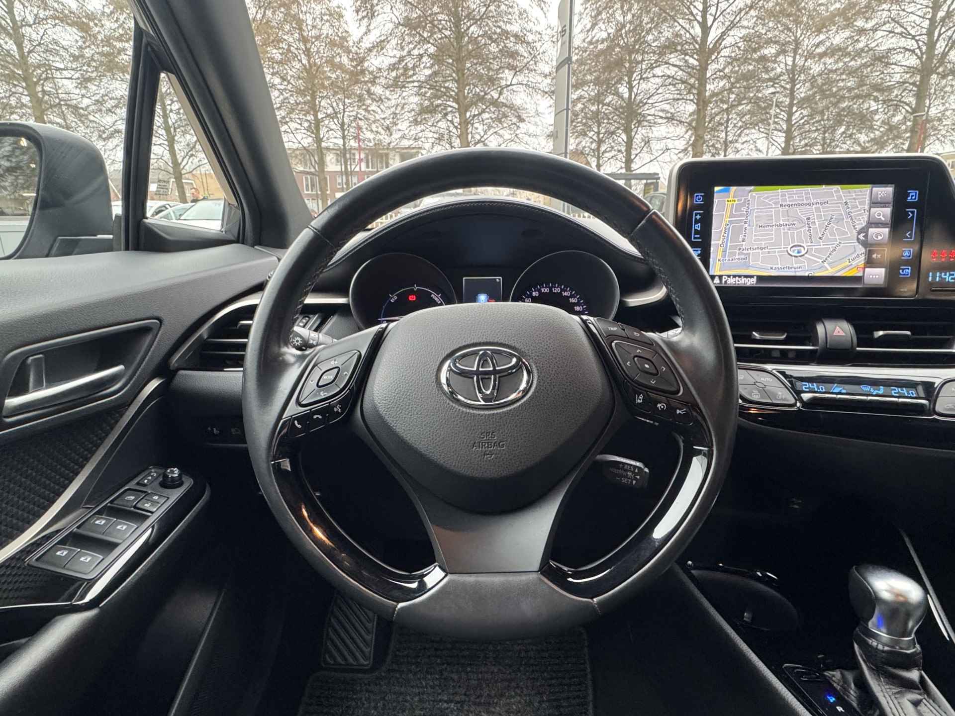 Toyota C-HR 1.8 Hybrid Dynamic Trekhaak, Navigatie, Stoelverwarming, Cruise control , All-in Rijklaarprijs - 7/41