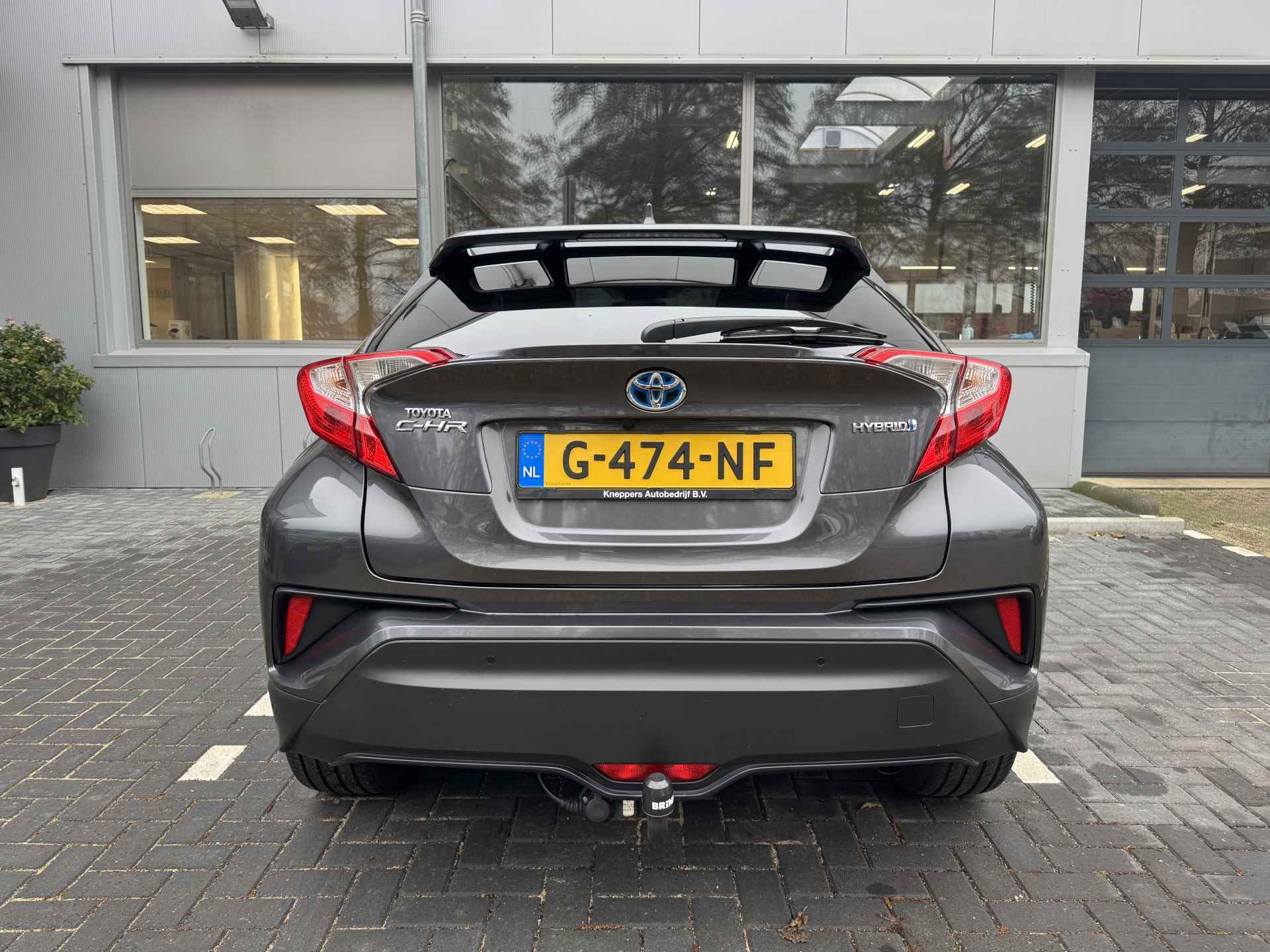 Toyota C-HR 1.8 Hybrid Dynamic Trekhaak, Navigatie, Stoelverwarming, Cruise control , All-in Rijklaarprijs - 17/41