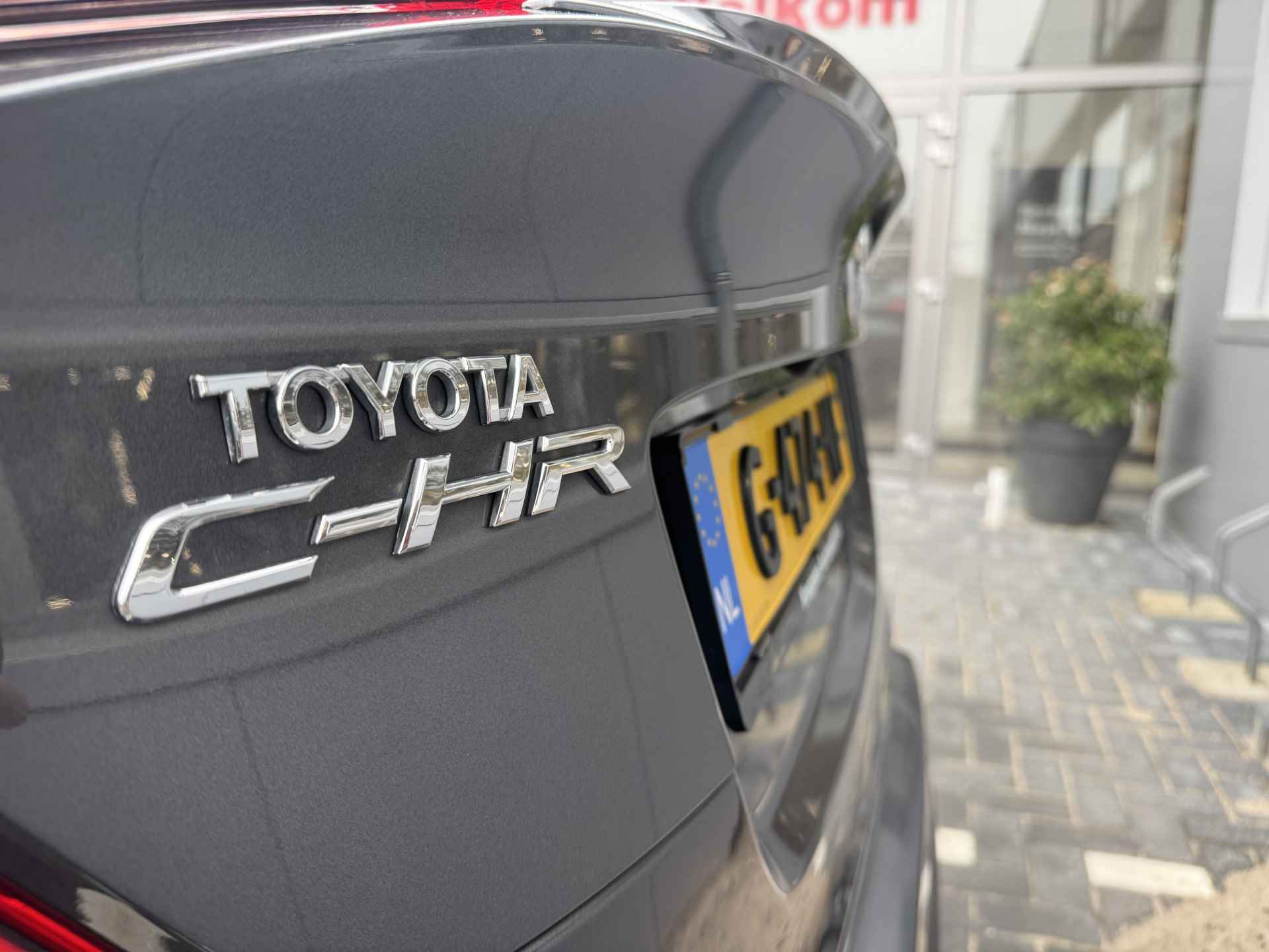 Toyota C-HR 1.8 Hybrid Dynamic Trekhaak, Navigatie, Stoelverwarming, Cruise control , All-in Rijklaarprijs - 20/41