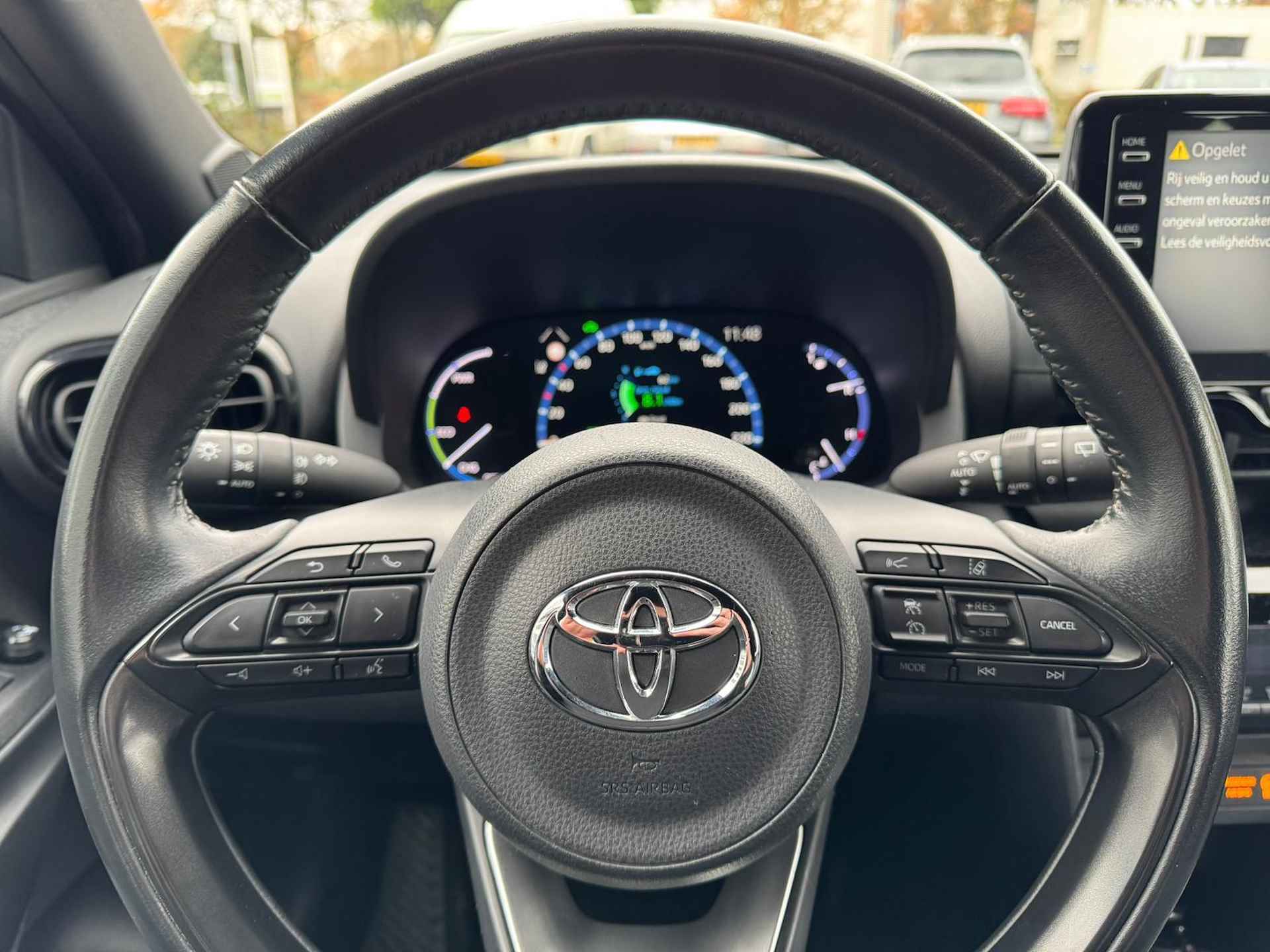 Toyota Yaris Cross 1.5 Hybrid - 8/28