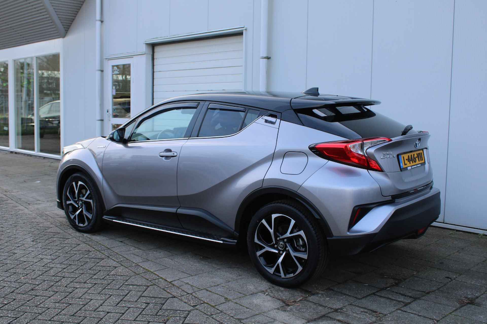 Toyota C-HR 1.8 Hybride Executive Ultimate - 3/28