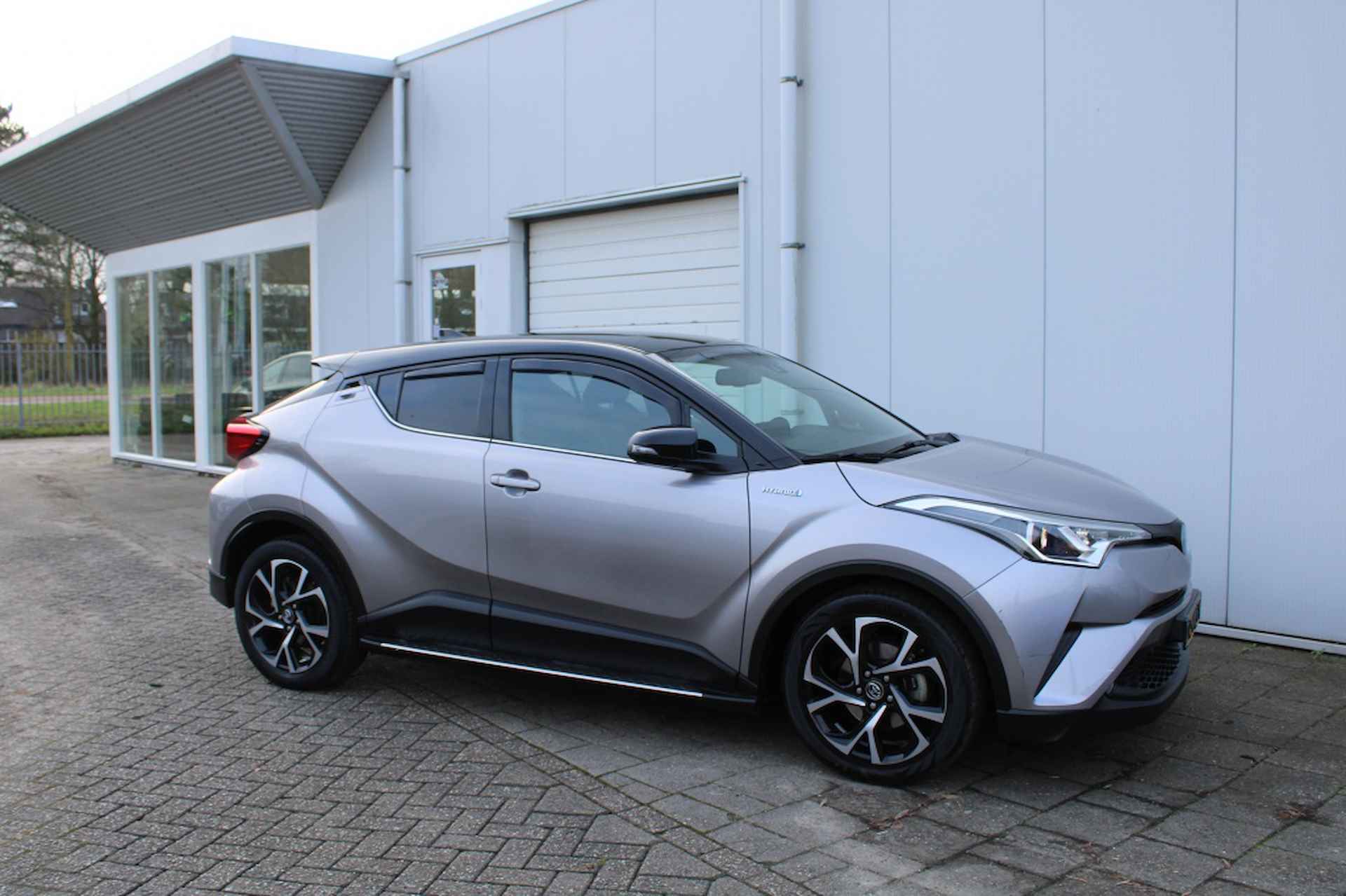 Toyota C-HR 1.8 Hybride Executive Ultimate - 5/28