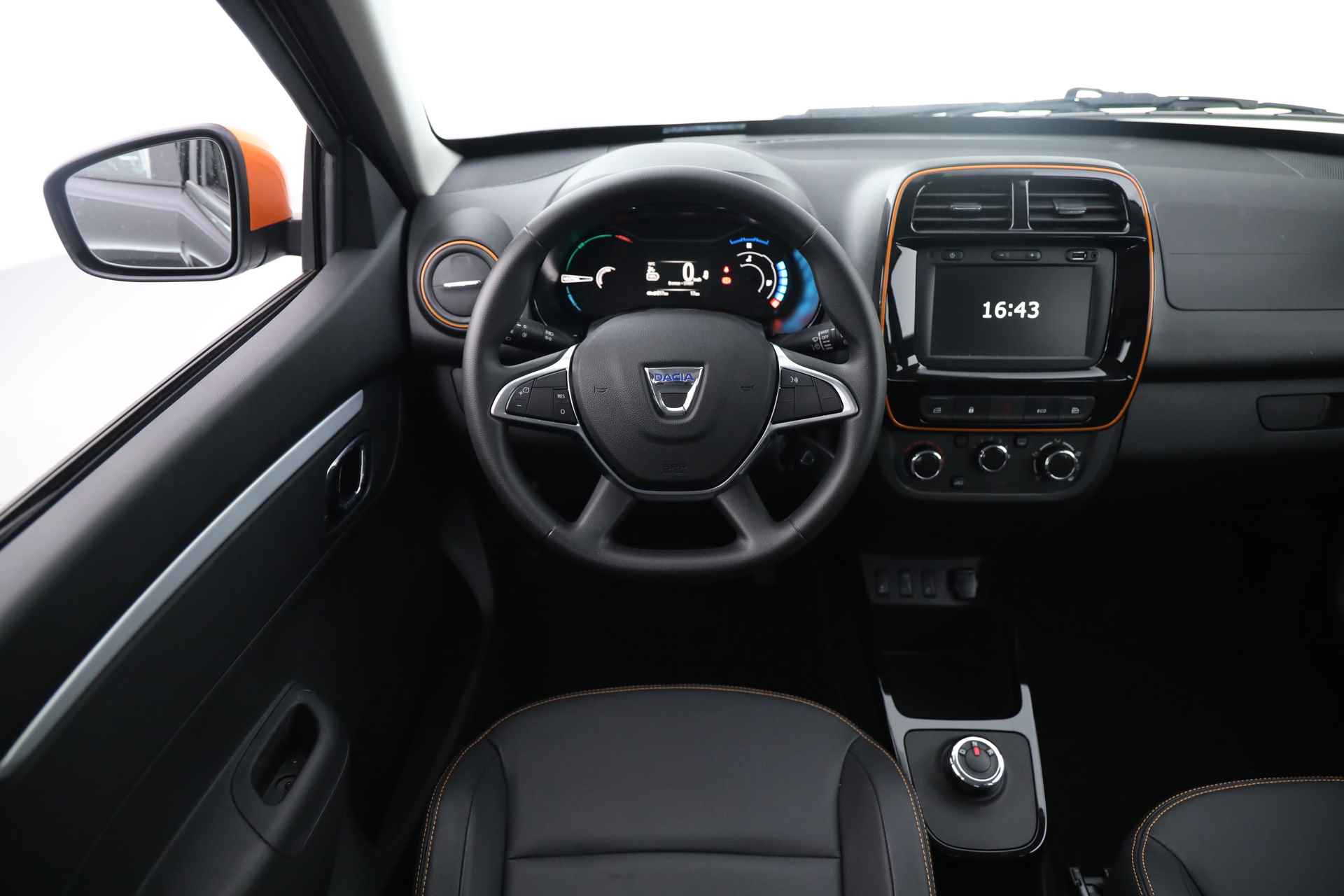 Dacia Spring Comfort Plus (Orange Pack) | Navi | Apple CarPlay / Android Auto | Camera | PDC | Airco - 5/26