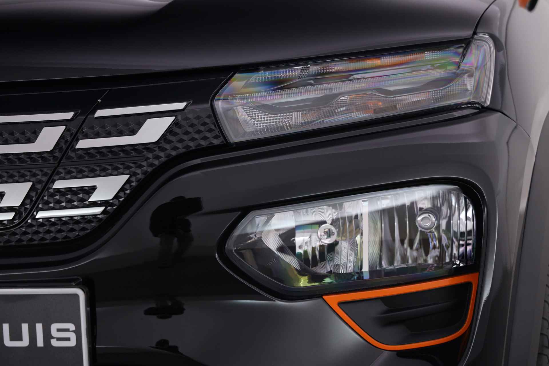 Dacia Spring Comfort Plus (Orange Pack) | Navi | Apple CarPlay / Android Auto | Camera | PDC | Airco - 22/26
