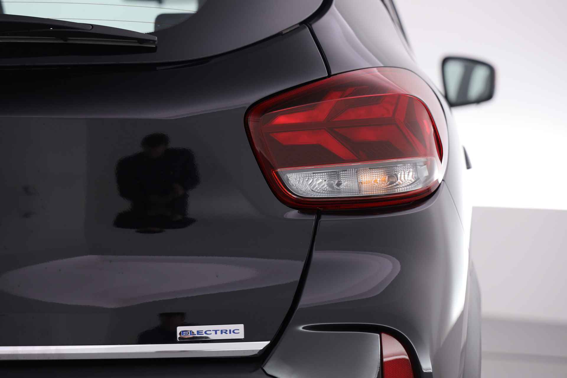 Dacia Spring Comfort Plus (Orange Pack) | Navi | Apple CarPlay / Android Auto | Camera | PDC | Airco - 26/26