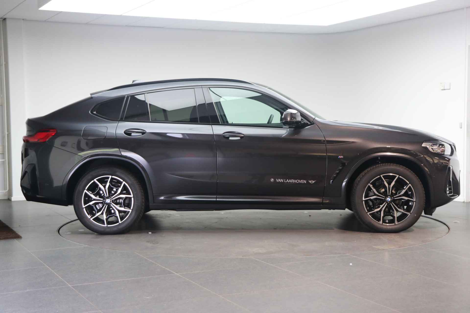 BMW X4 xDrive20i High Executive M Sport Automaat / Sportstoelen / Adaptieve LED / Driving Assistant Professional / M Sportonderstel / Live Cockpit Professional / Demov - 5/24