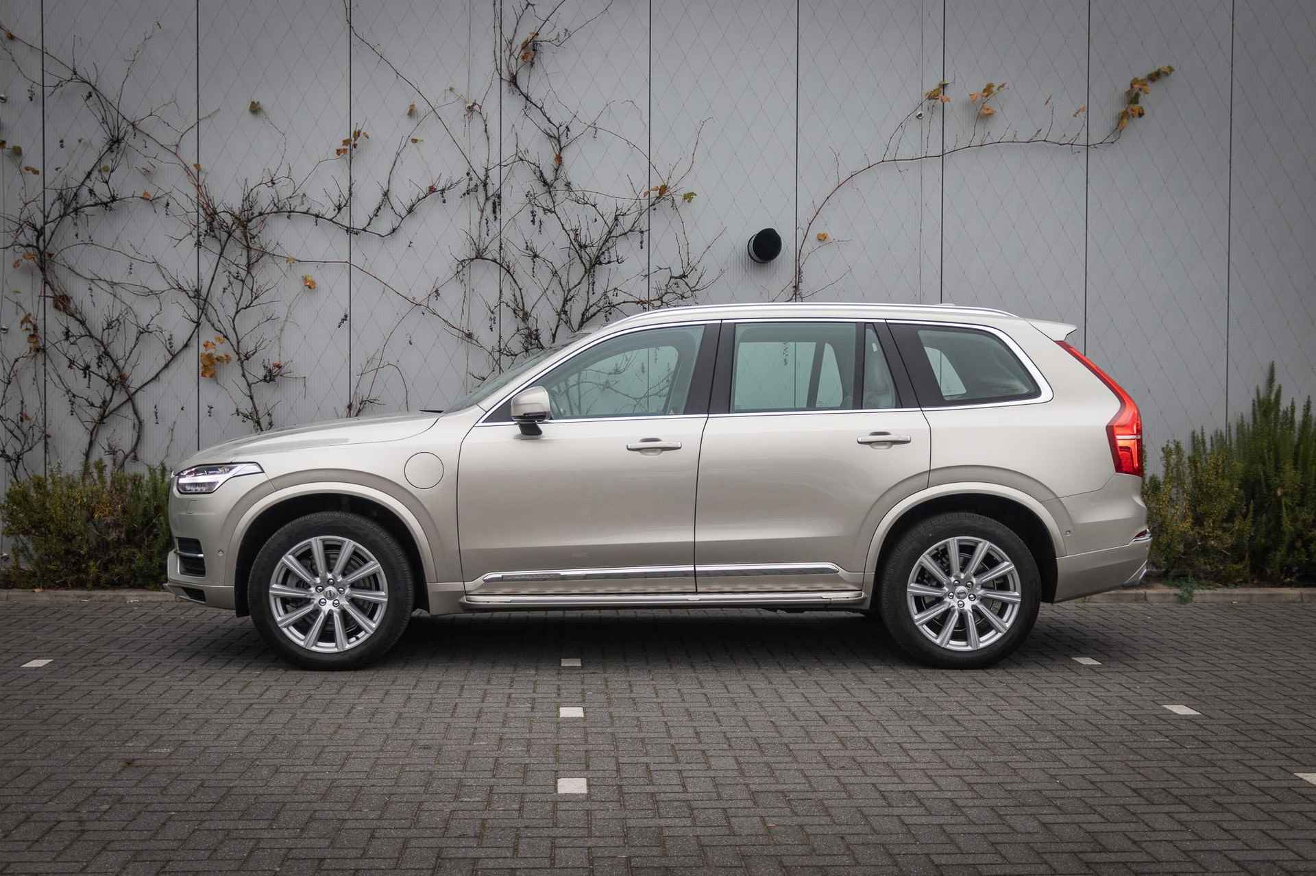 Volvo XC90 T8 Twin Engine AWD Inscription  | Adaptieve Cruise Control | Trekhaak | Luchtvering | Adaptieve LED koplampen | Schuif-/kanteldak | Geventileerde voorstoelen - 5/26