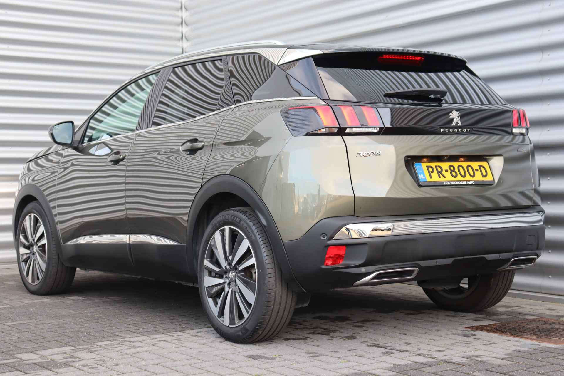 Peugeot 3008 1.2 PURETECH 130PK GT-LINE / NAVI / LEDER / XENON / CLIMA / LED / PDC / 19" LMV / KEYLESS / CAMERA / PANO. DAK / BLUETOOTH / CRU - 9/45