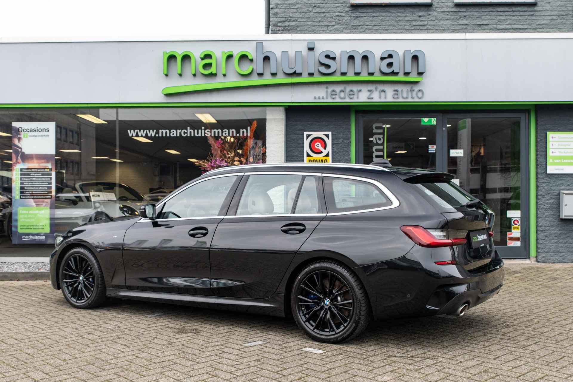 BMW 3-serie Touring 330i High Executive / M-SPORT / PANODAK / LEDER / 1E EIG / NL AUTO - 7/51