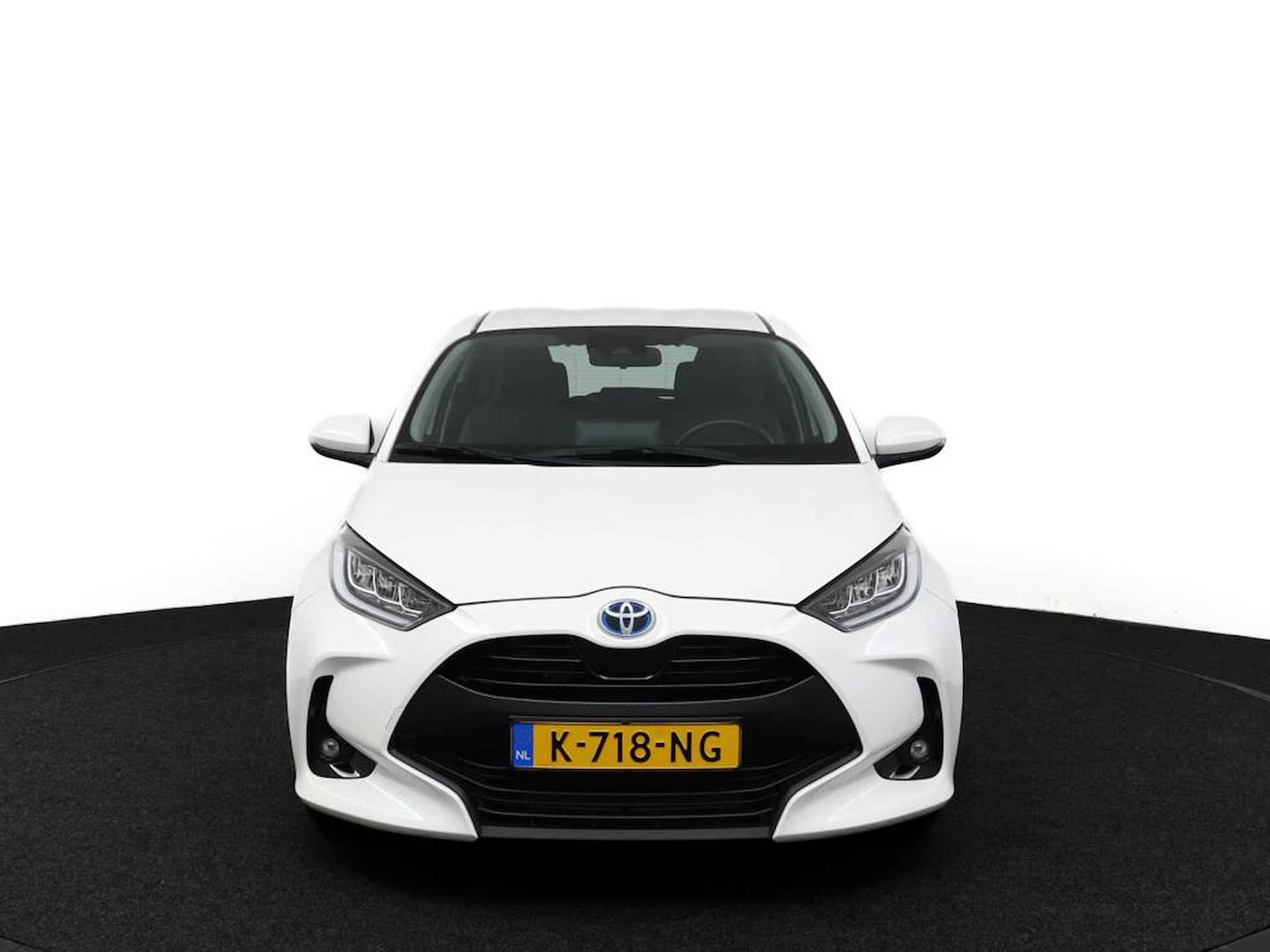 Toyota Yaris 1.5 Hybrid Dynamic | Adaptive Cruise Control | Lichtmetalen velgen | Achteruitrijcamera | Keyless Entry | 10 jaar garantie! | - 16/51