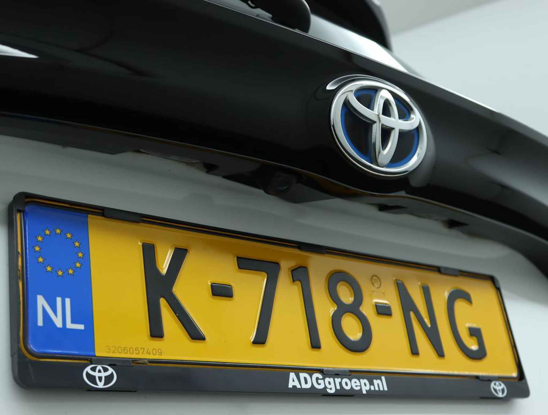 Toyota Yaris 1.5 Hybrid Dynamic | Adaptive Cruise Control | Lichtmetalen velgen | Achteruitrijcamera | Keyless Entry | 10 jaar garantie! | - 39/51