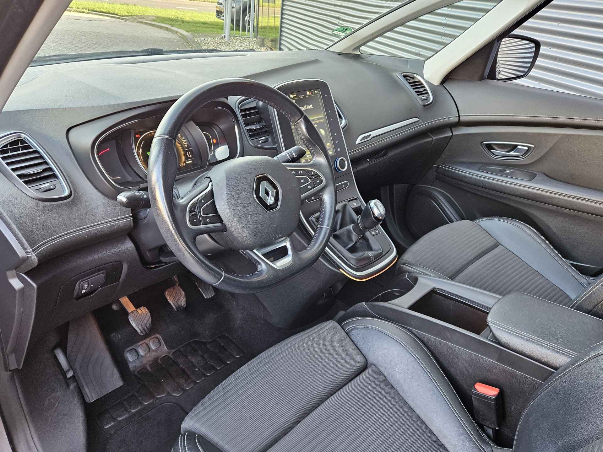 Renault Grand Scénic 1.2 TCe Bose 7p. | 7-Persoons | Panoramadak | Navigatie | Bluetooth | Comfortstoelen | - 9/50