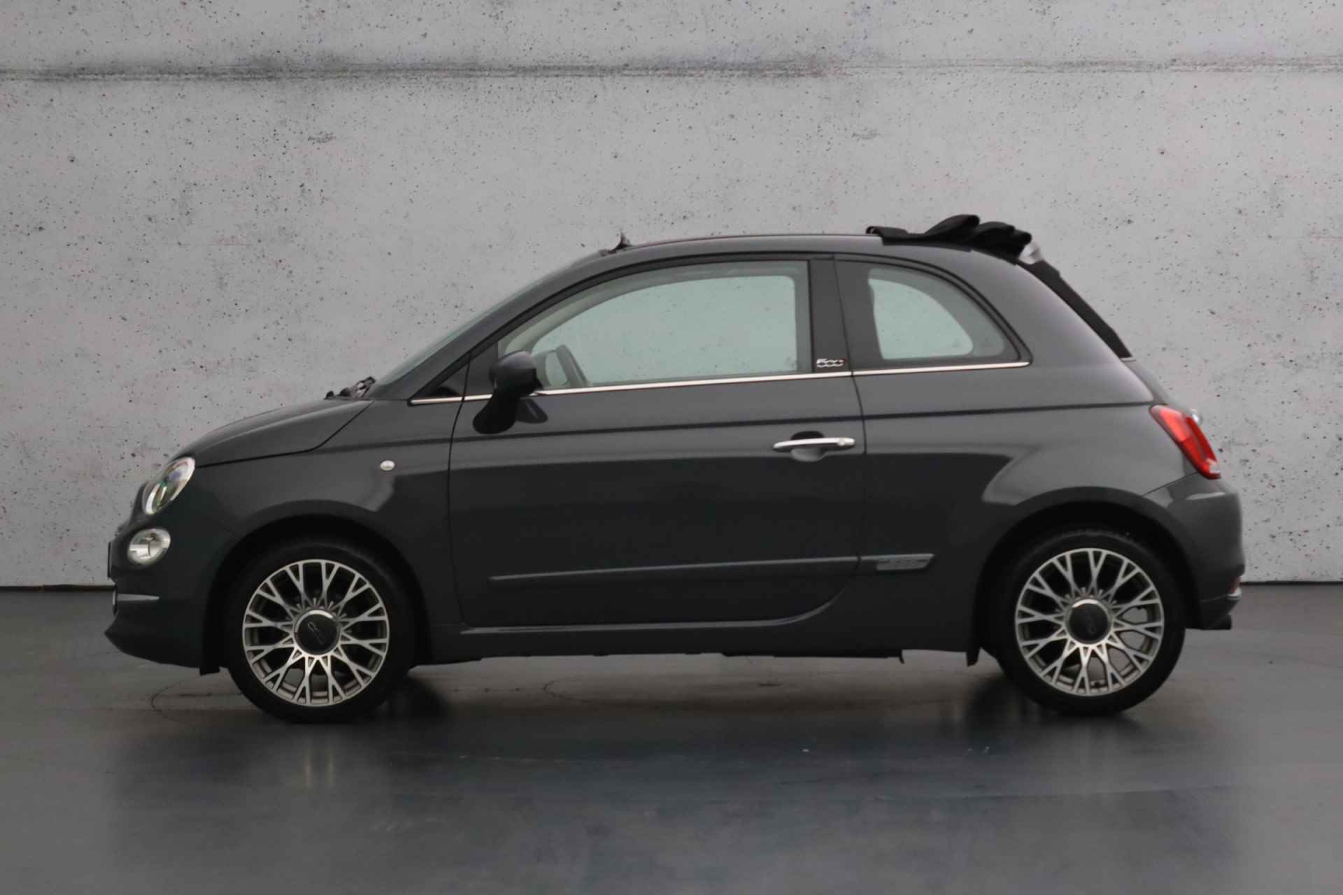 Fiat 500C 0.9 TwinAir Turbo Lounge | Elektrisch bedienbaar open dak | Airconditioning | Navigatie - 4/28