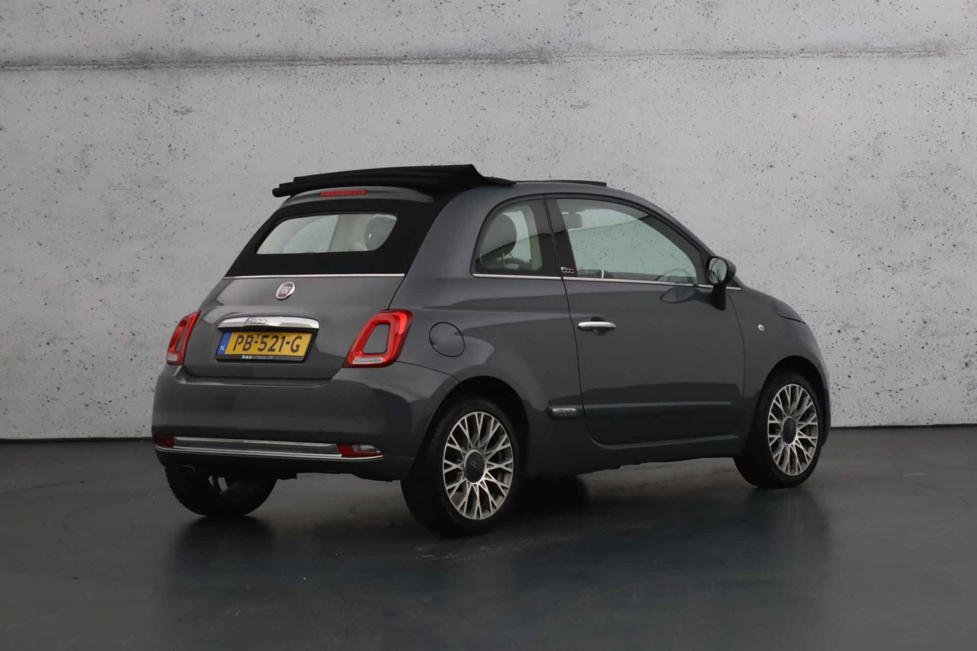 Fiat 500C 0.9 TwinAir Turbo Lounge | Elektrisch bedienbaar open dak | Airconditioning | Navigatie - 7/28