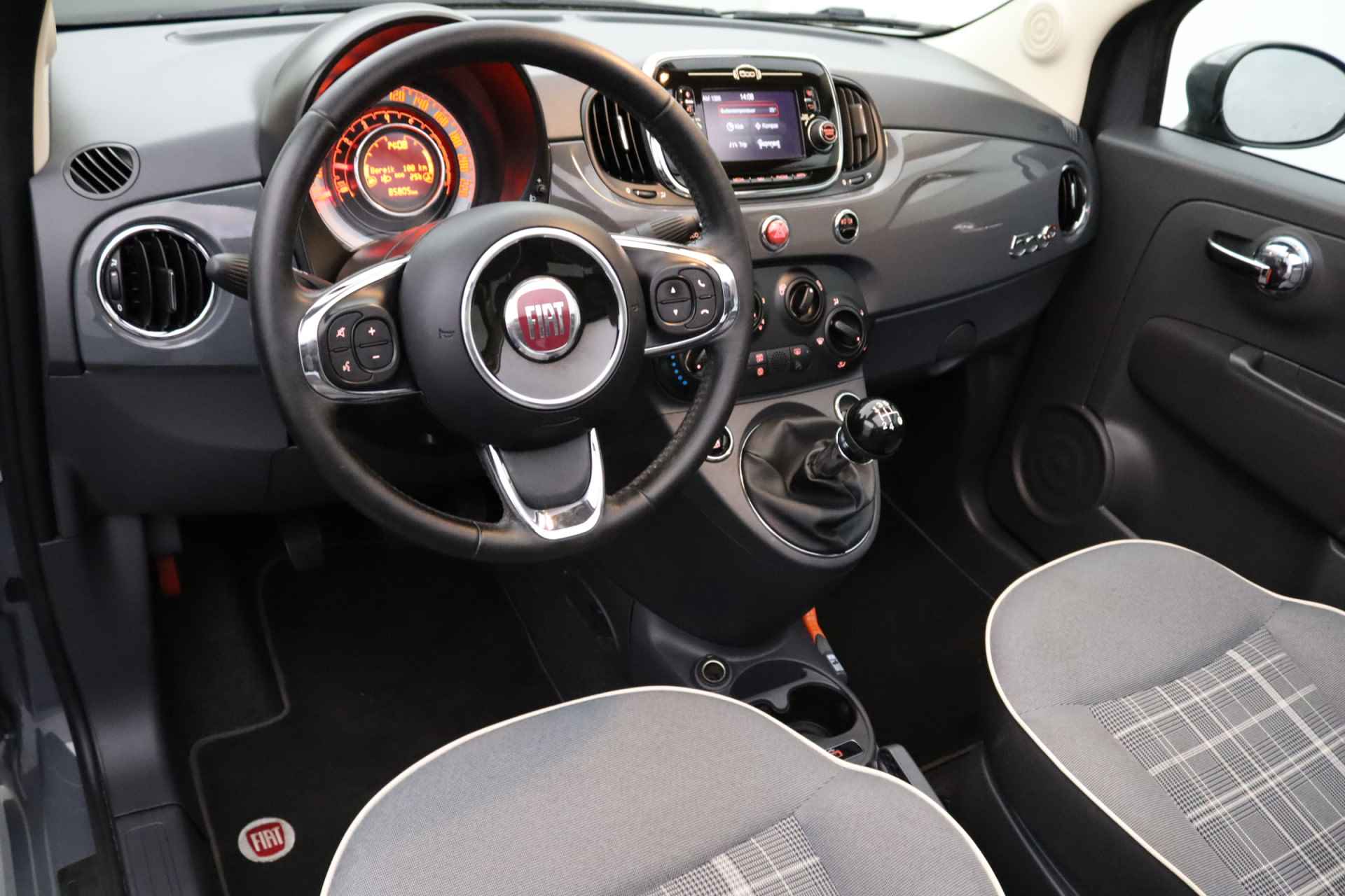 Fiat 500C 0.9 TwinAir Turbo Lounge | Elektrisch bedienbaar open dak | Airconditioning | Navigatie - 16/28