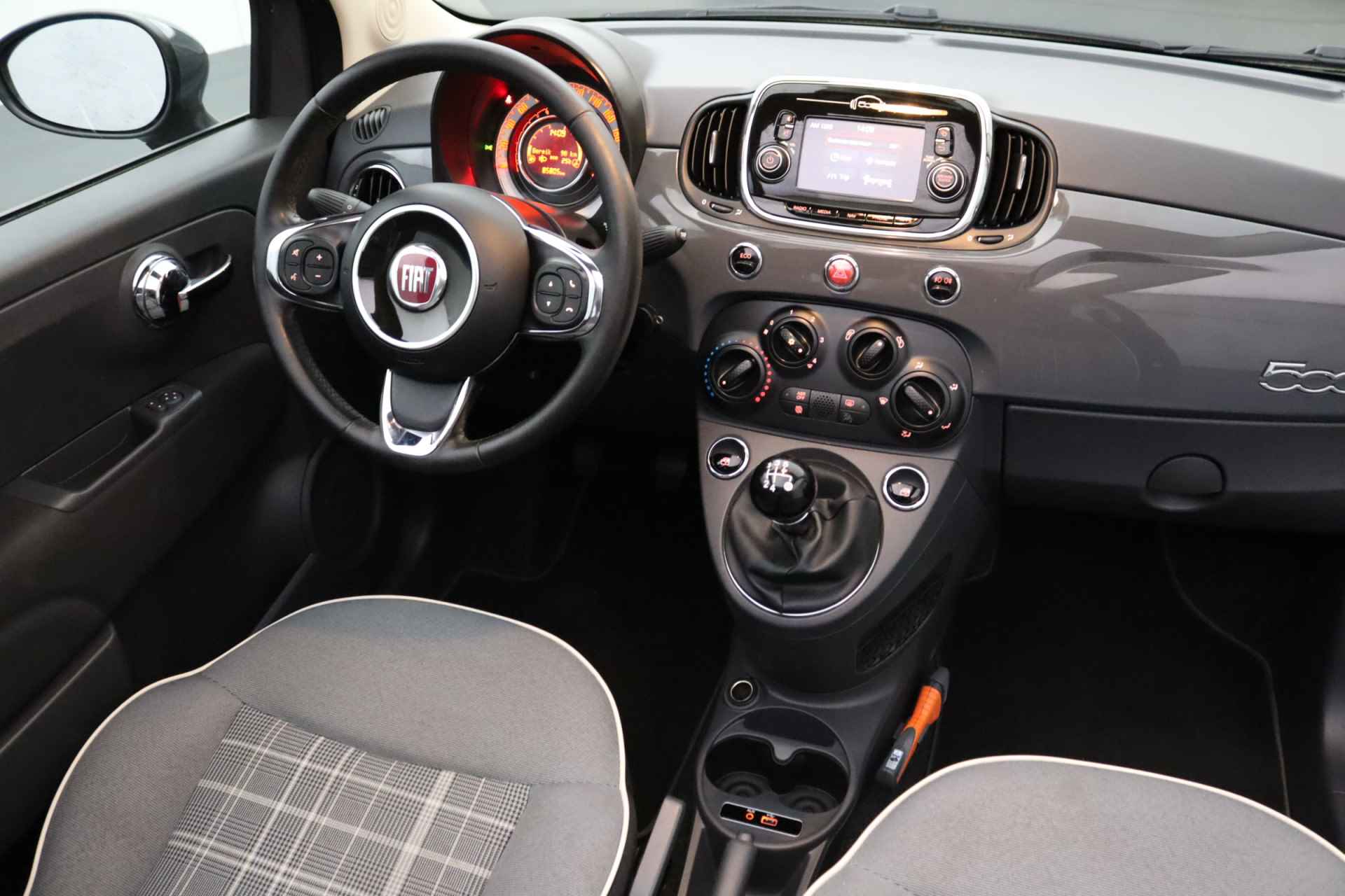 Fiat 500C 0.9 TwinAir Turbo Lounge | Elektrisch bedienbaar open dak | Airconditioning | Navigatie - 20/28