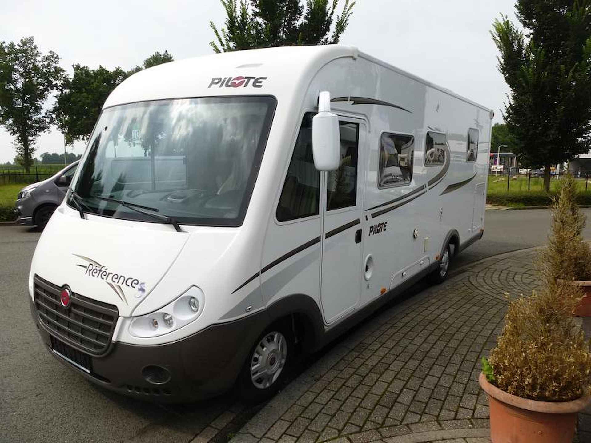 Pilote Reference 740 C queensbed - 4/12