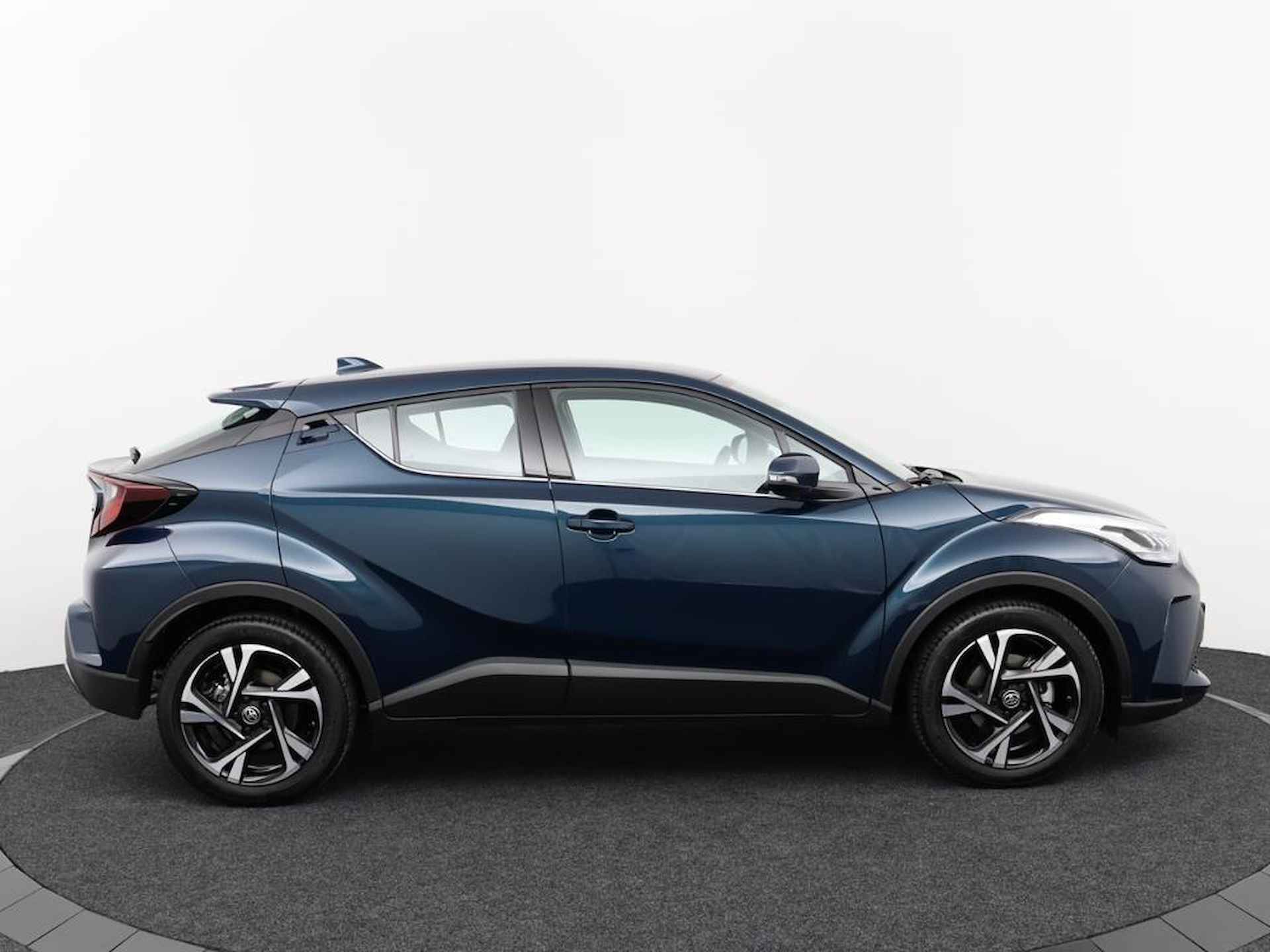 Toyota C-HR 2.0 Hybrid Dynamic | LED | Blind Spot Monitor | Navigatie via Apple Carplay | Android Auto | - 13/45